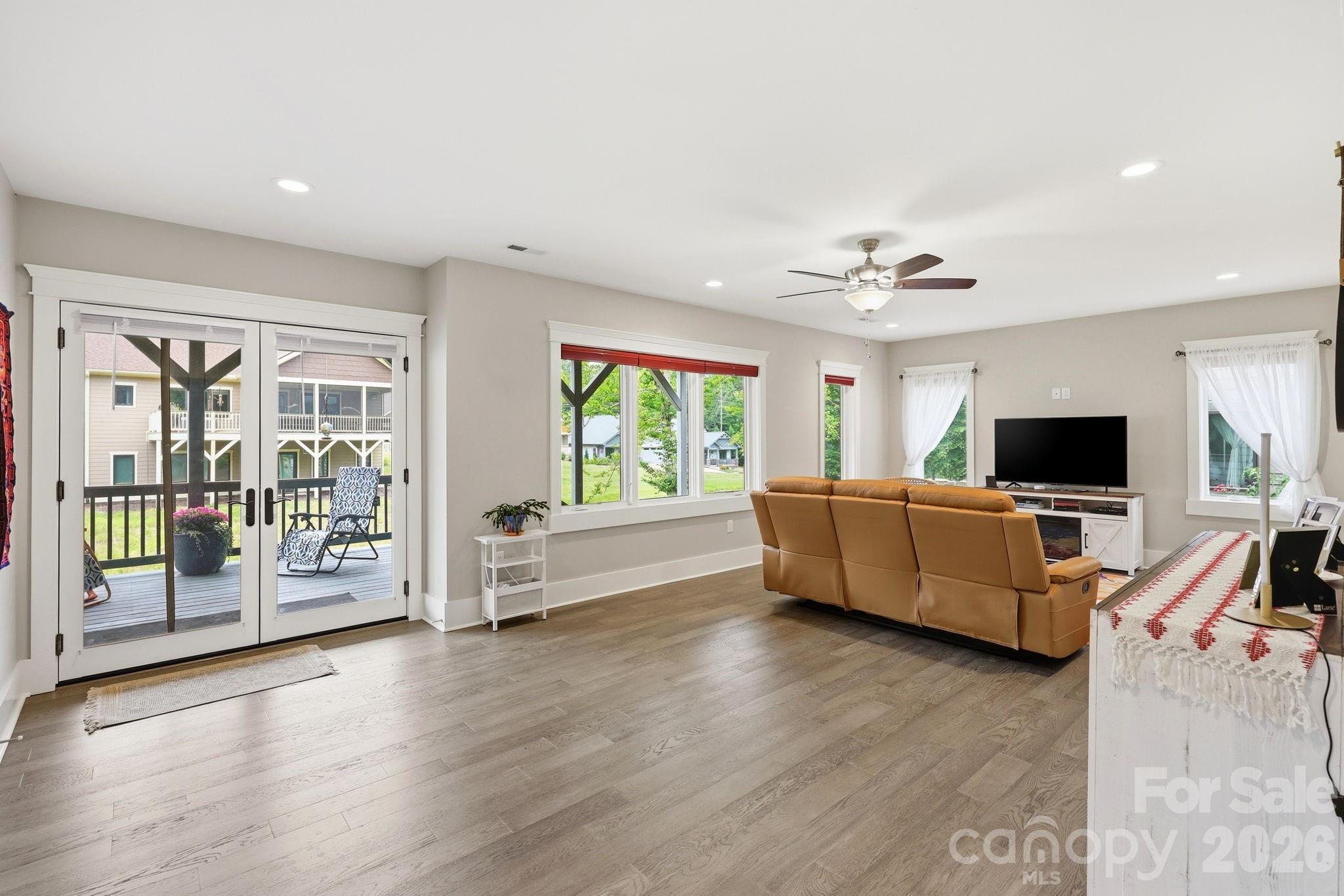 248 Sports Village Drive — Hendersonville