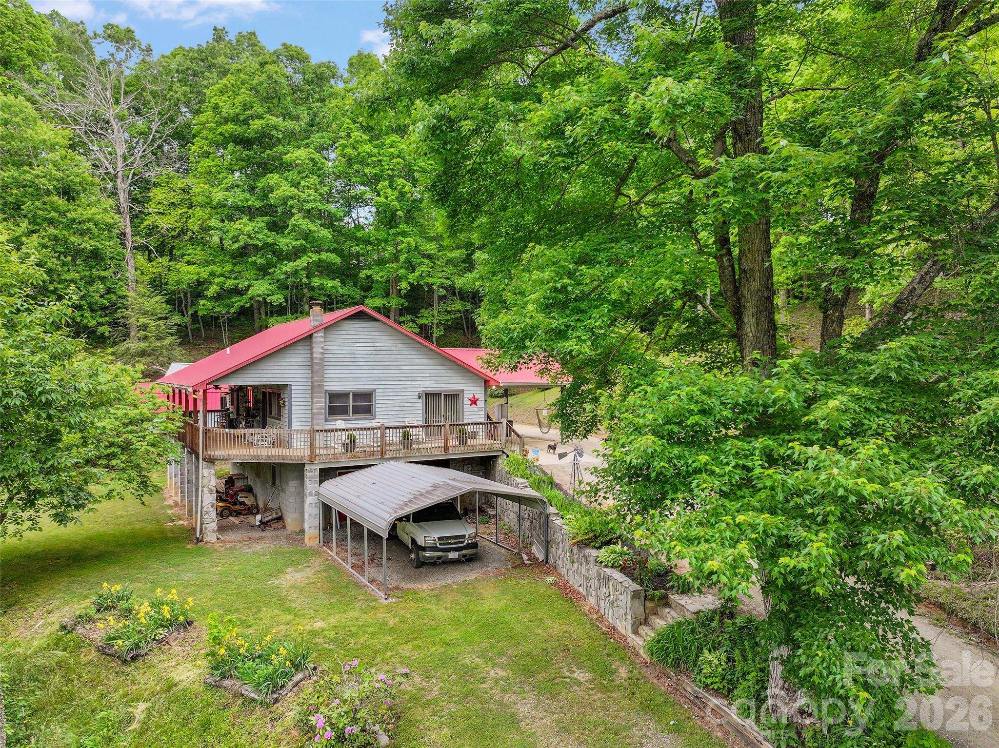 125 Harris Circle — Sylva