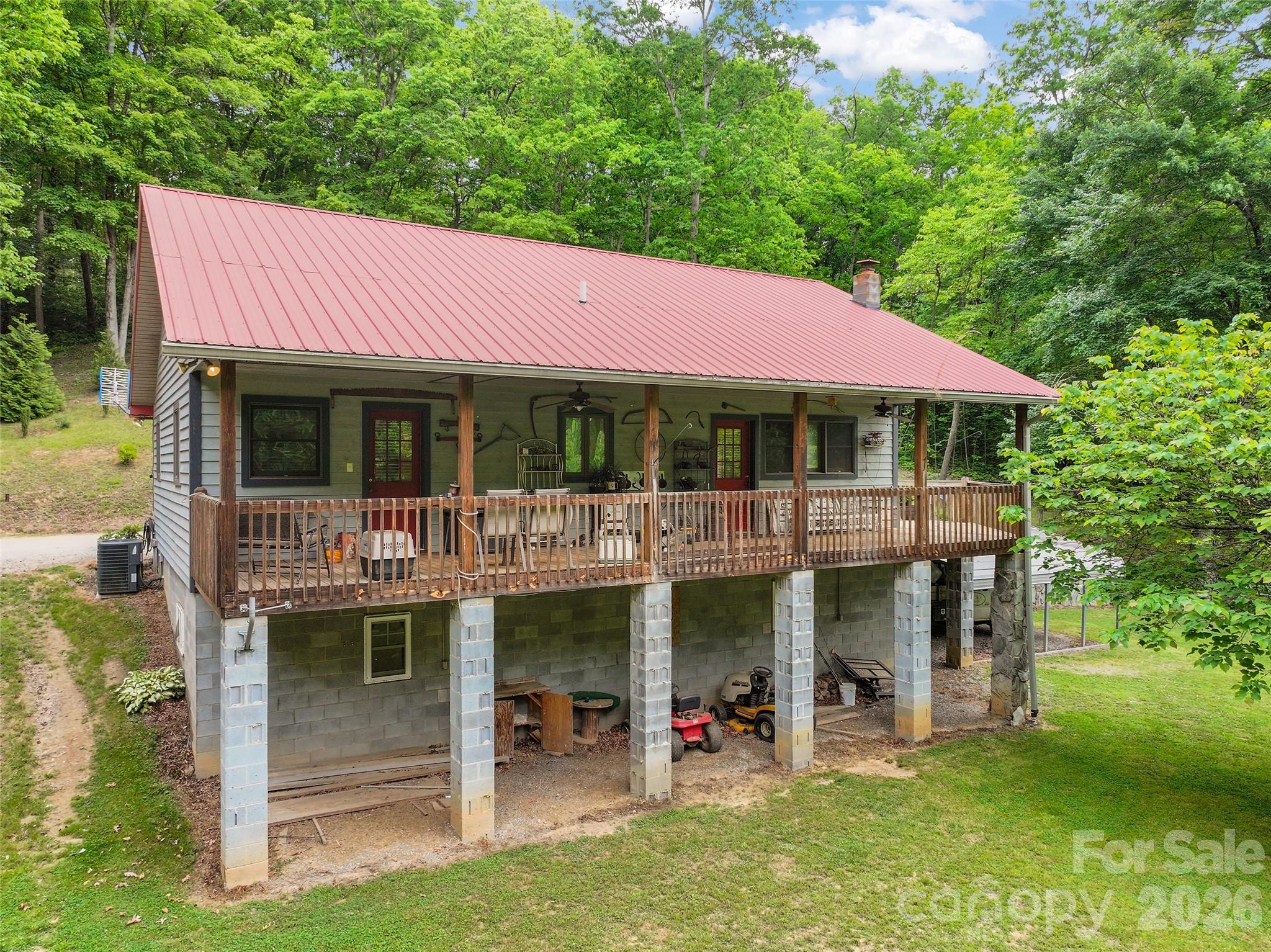 125 Harris Circle — Sylva