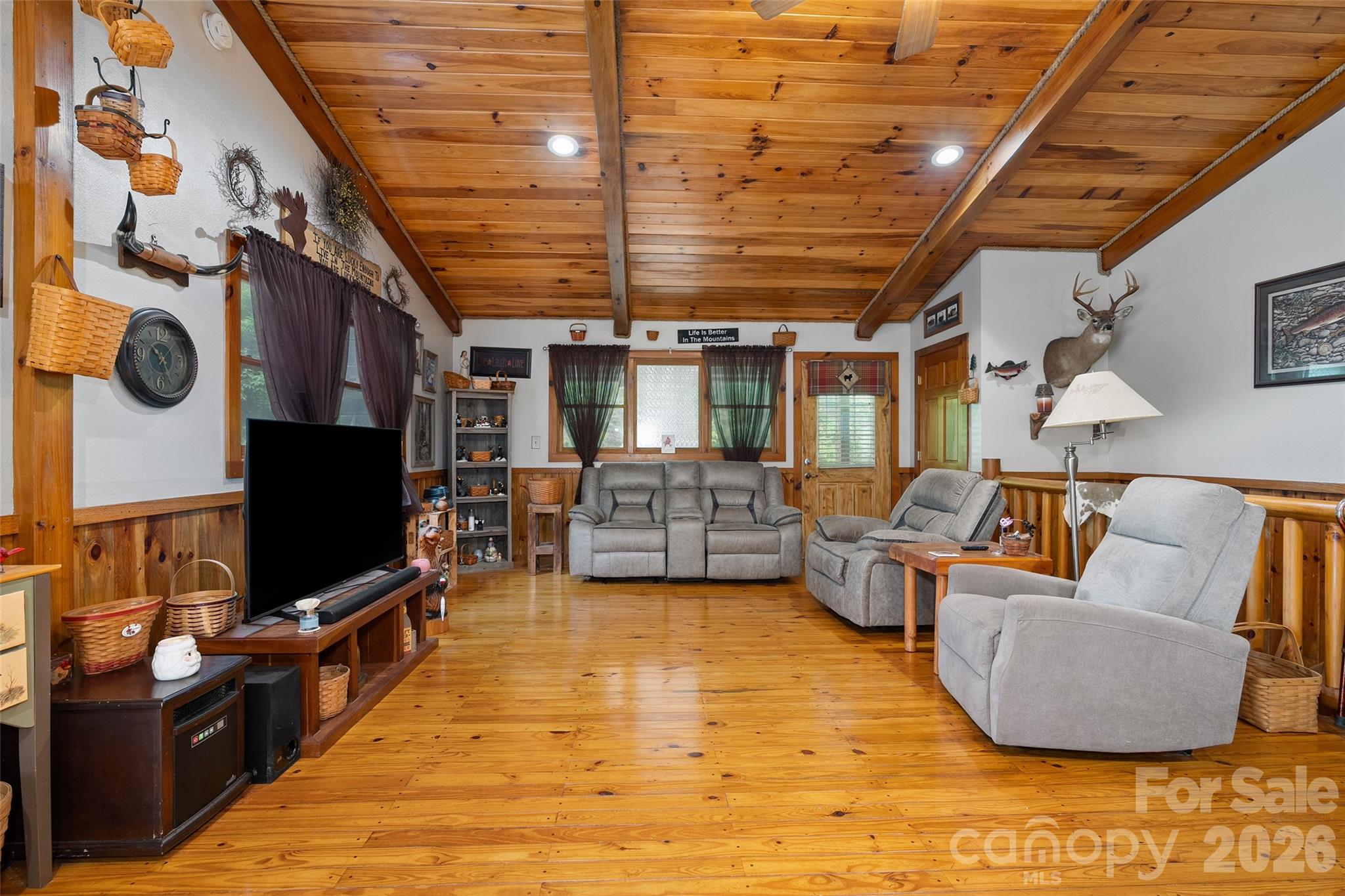 125 Harris Circle — Sylva
