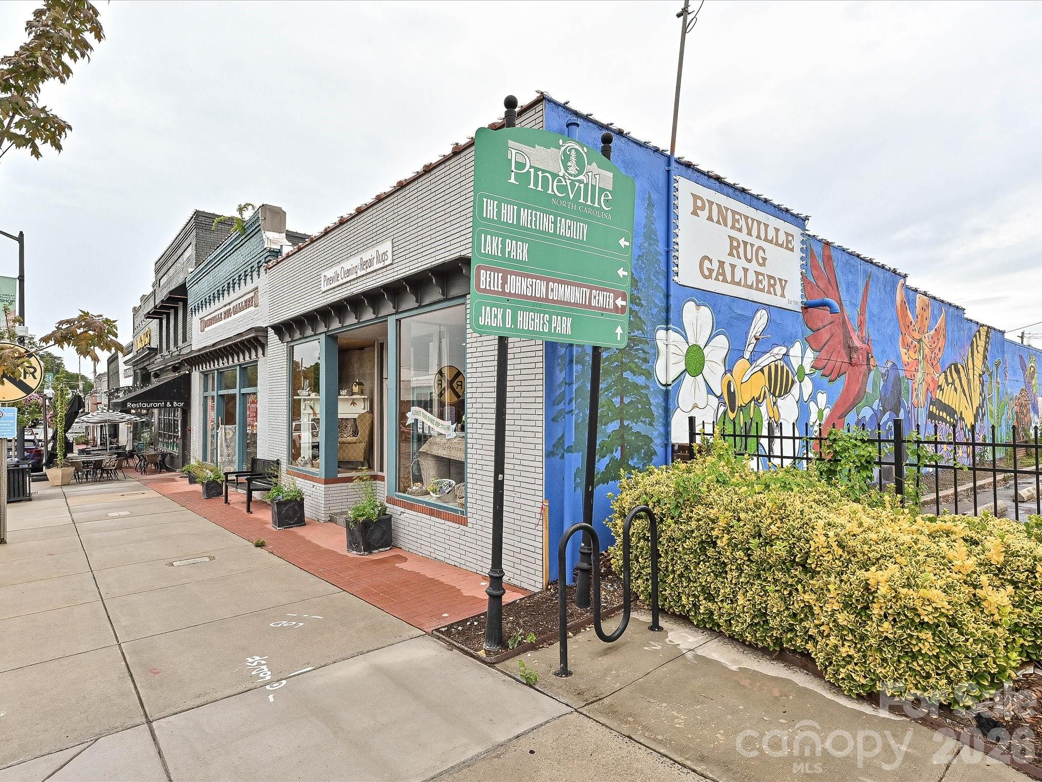 417 Fisher Street — Pineville
