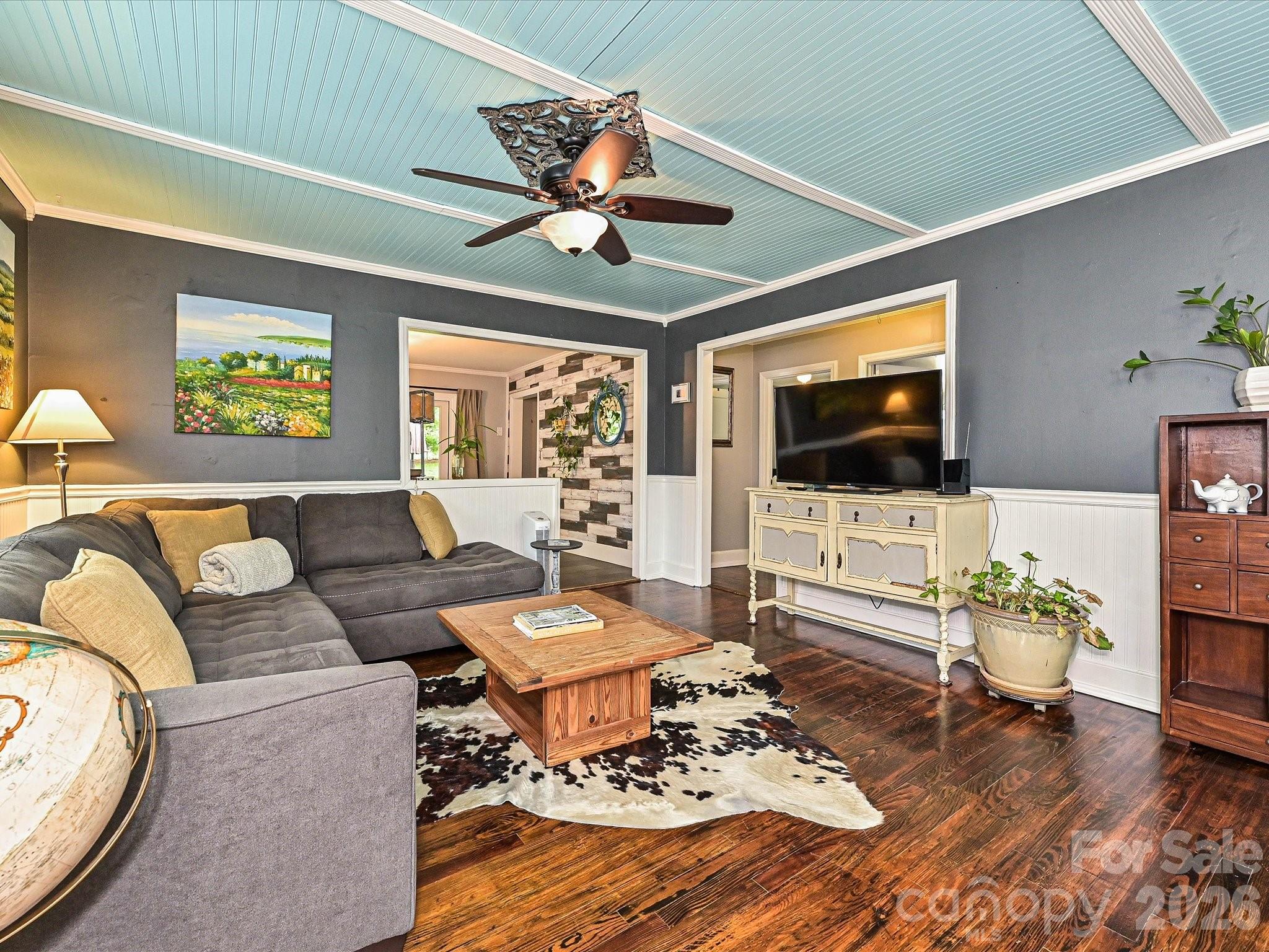 417 Fisher Street — Pineville