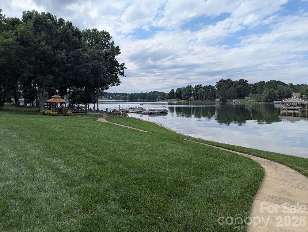 100 Northshore Court #A-02 — Cherryville