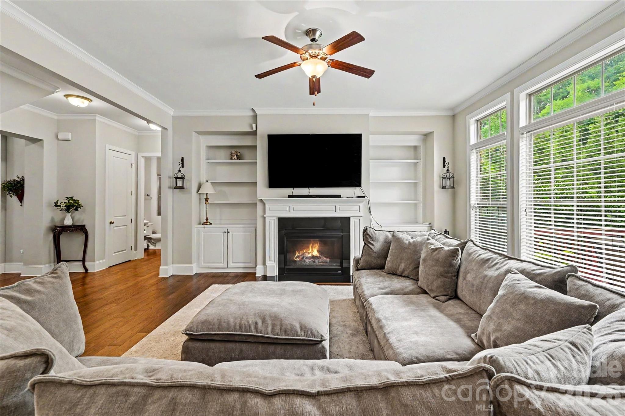 13002 Fen Court — Huntersville