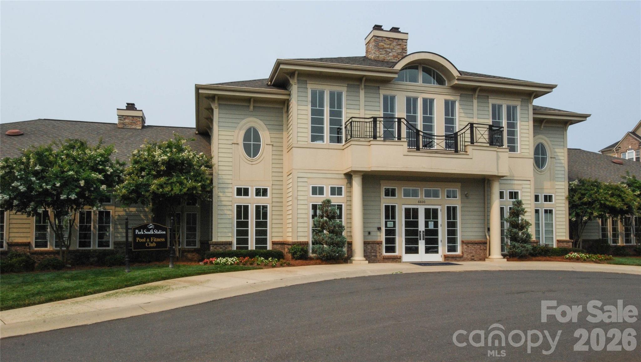 1839 Royal Gorge Avenue — Charlotte
