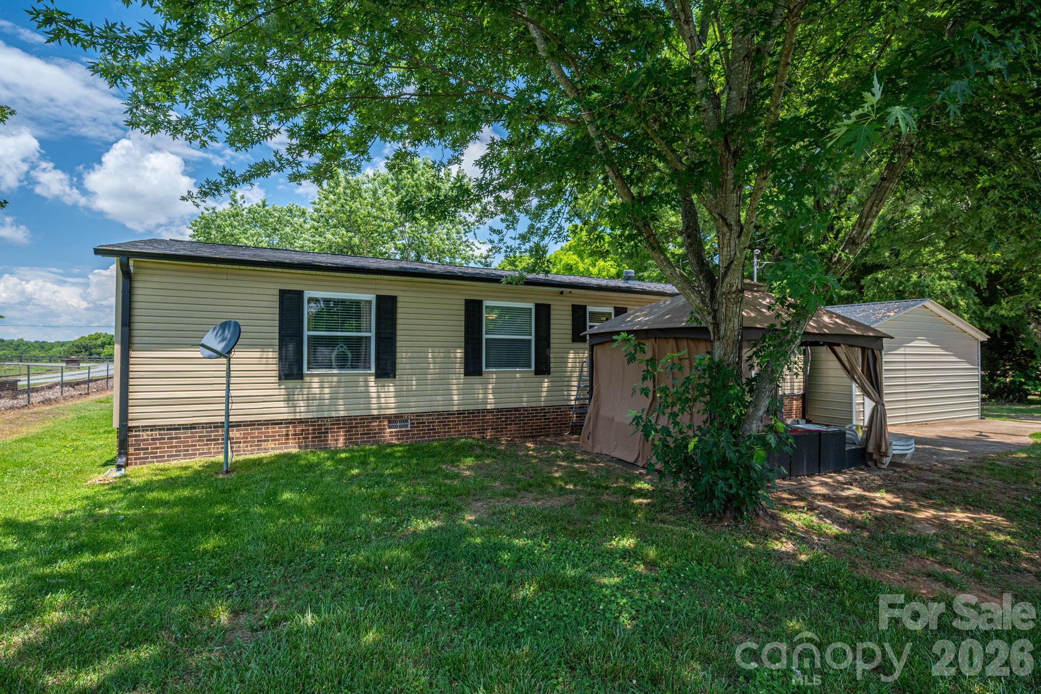 6815 Lackey Road — Vale