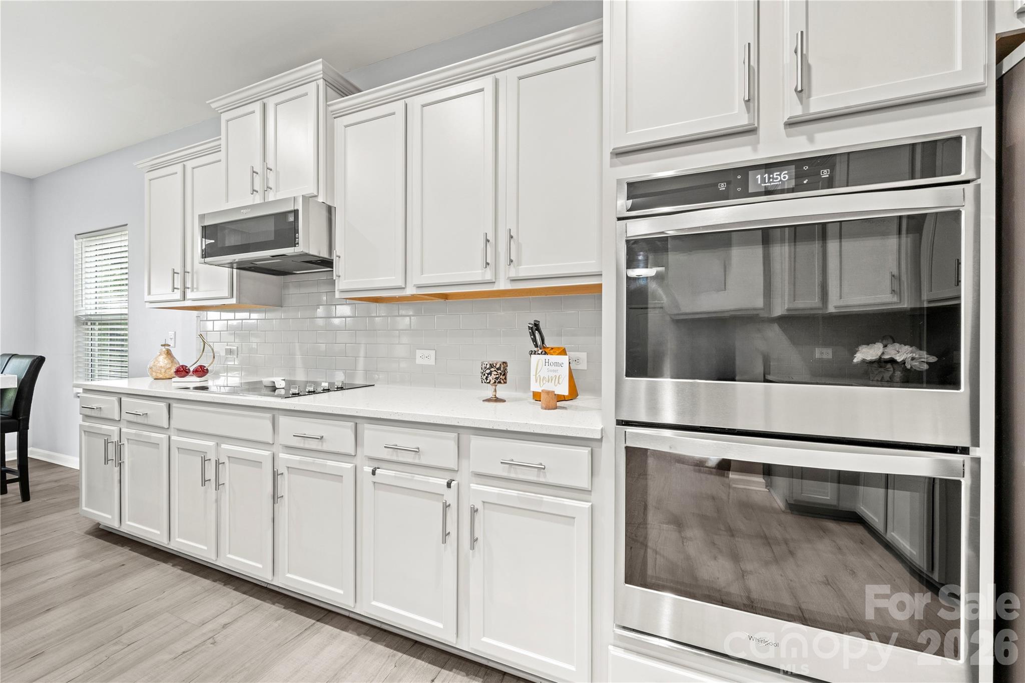 1035 Beacon Avenue — Monroe