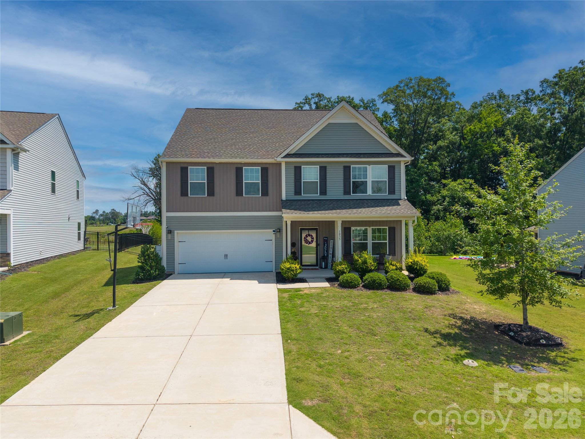 1035 Beacon Avenue — Monroe