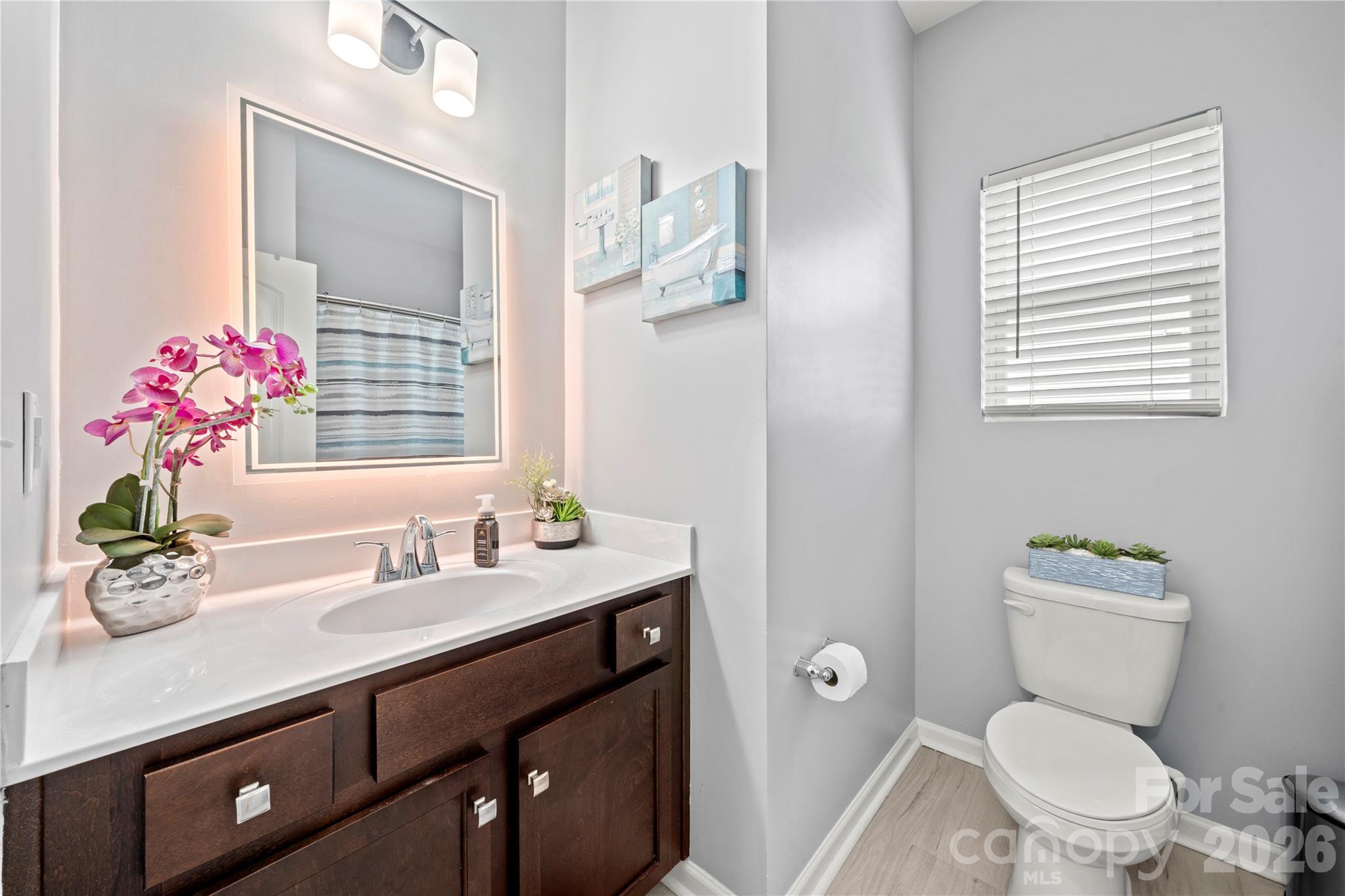 1035 Beacon Avenue — Monroe
