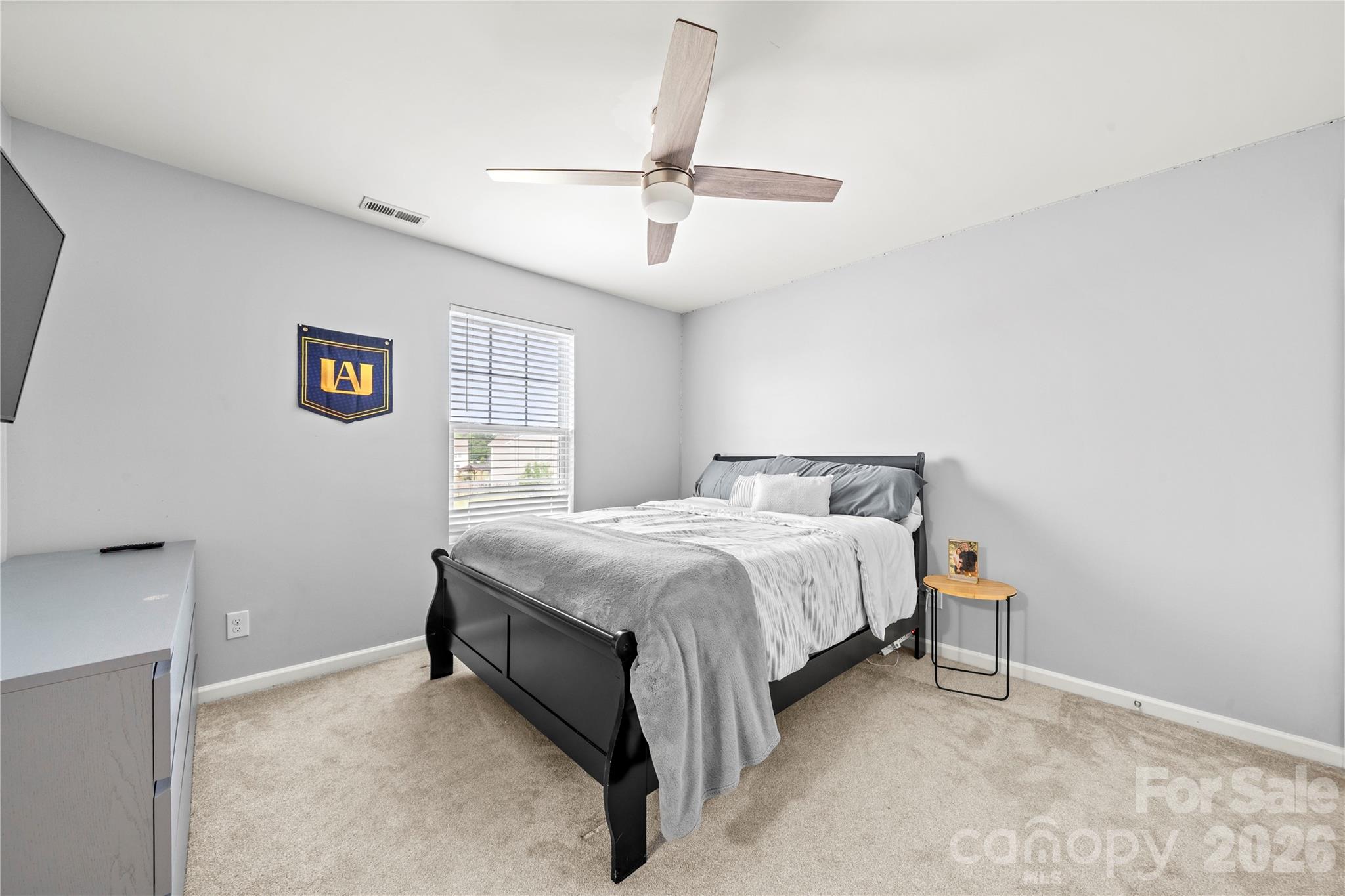 1035 Beacon Avenue — Monroe