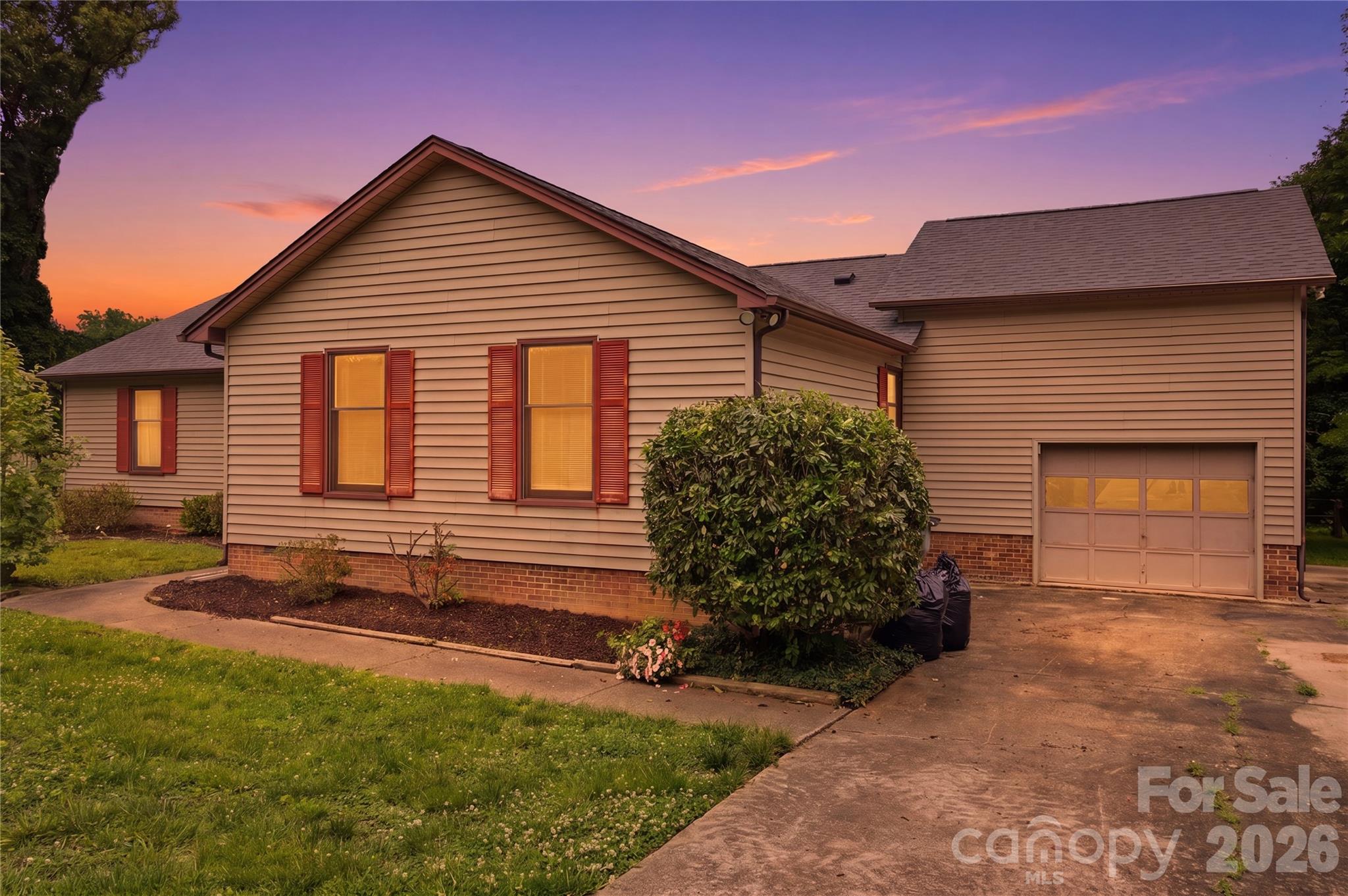7225 Leesburg Road — Charlotte