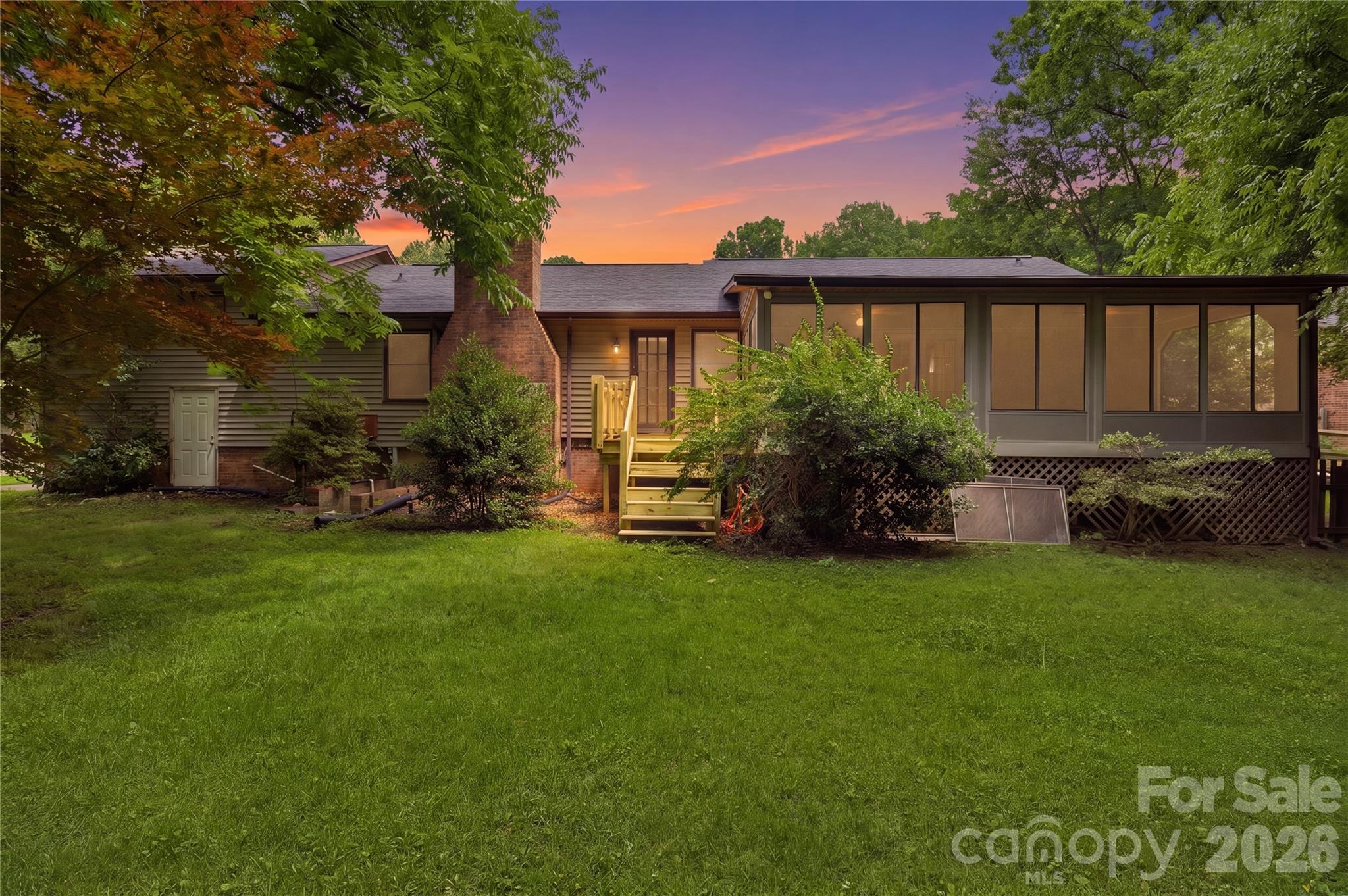 7225 Leesburg Road — Charlotte
