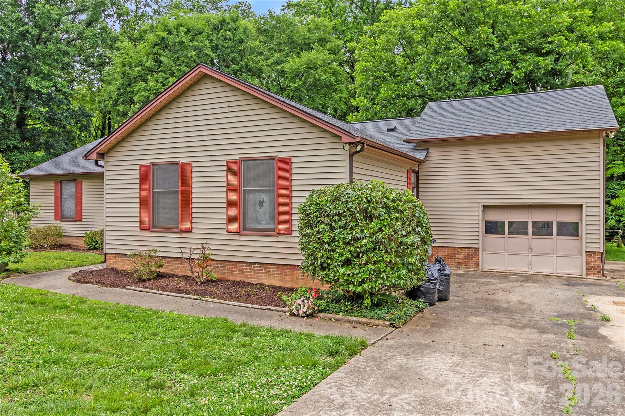 7225 Leesburg Road — Charlotte