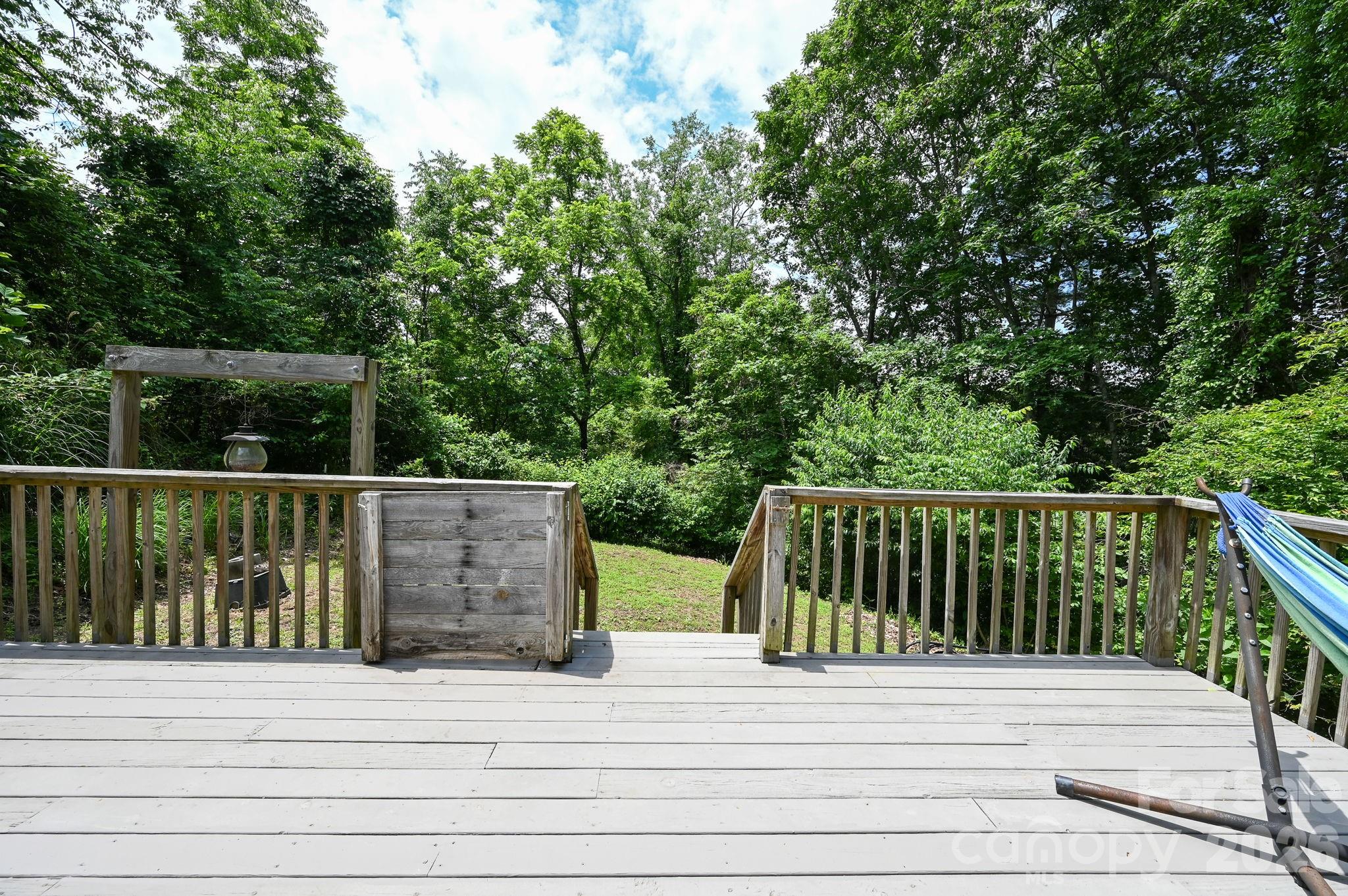 560 Morgan Branch Road — Marshall