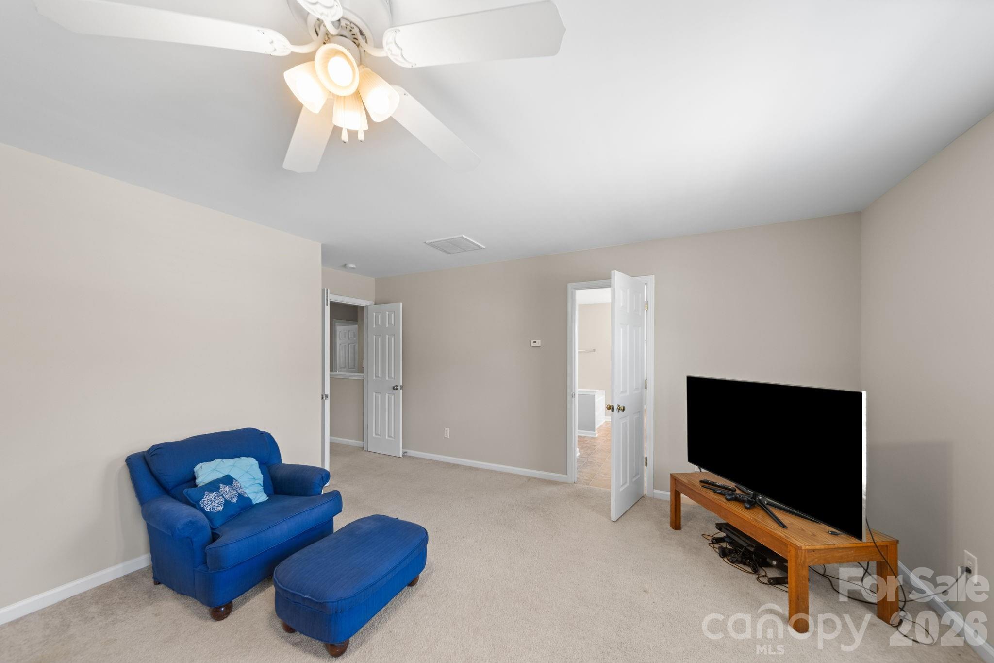 6403 Sackett Way — Charlotte