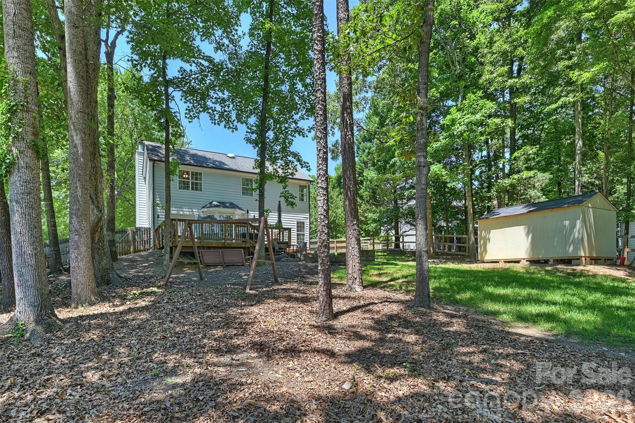 6000 Burnt Mill Run — Matthews