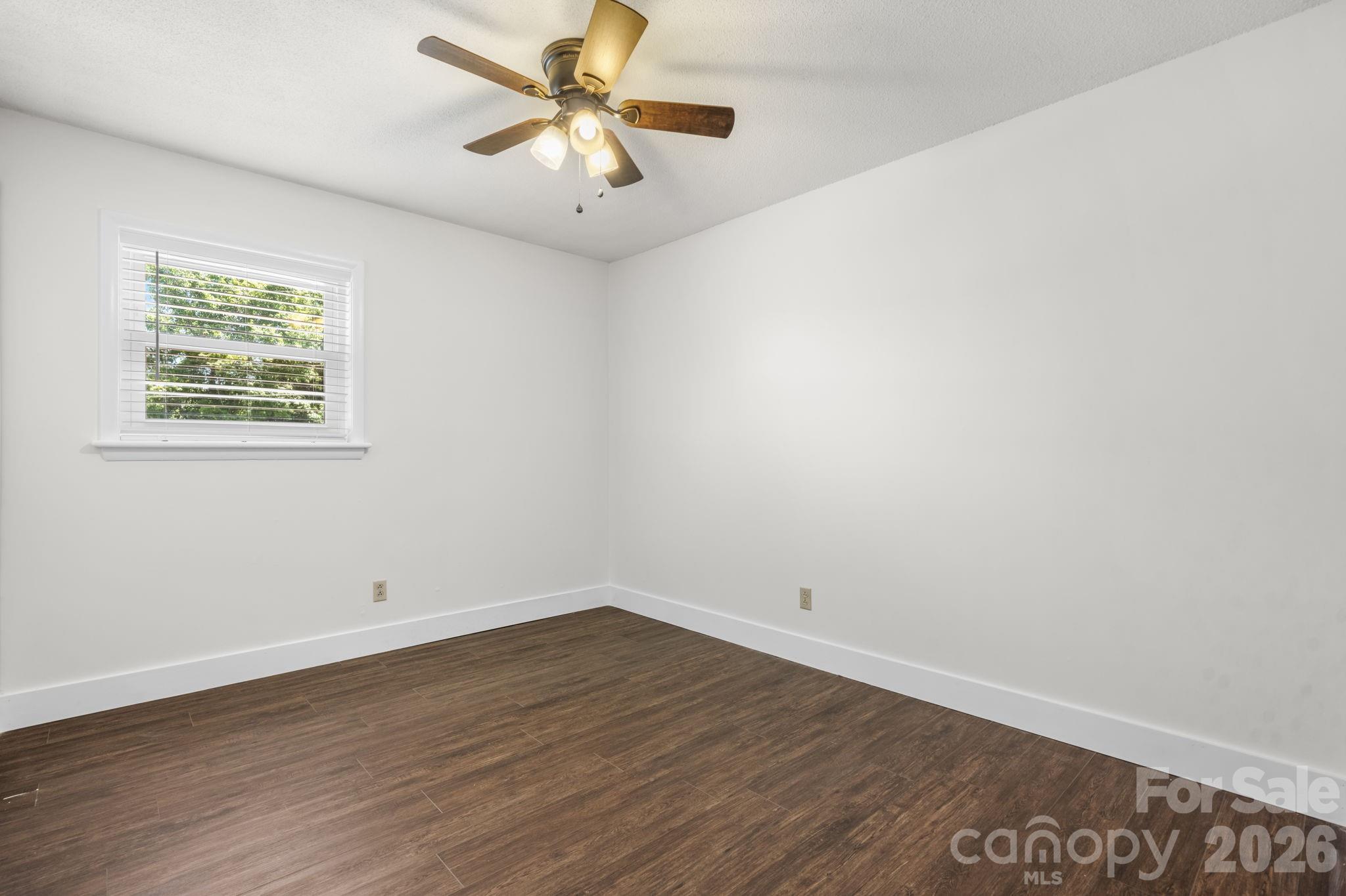 55 Hillsdale Lane — Taylorsville