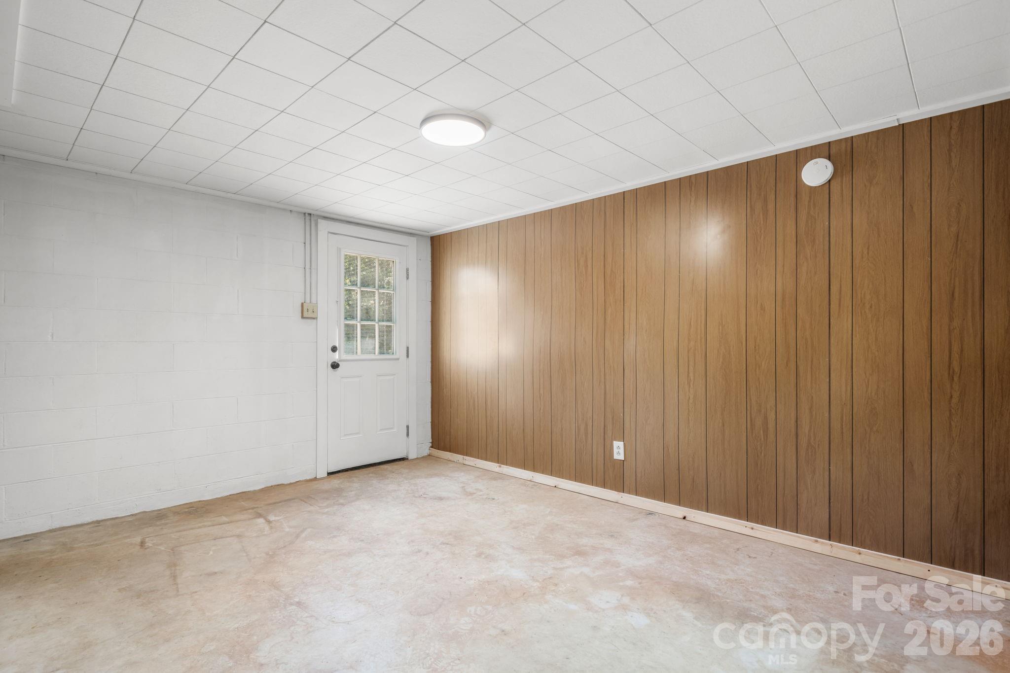 55 Hillsdale Lane — Taylorsville