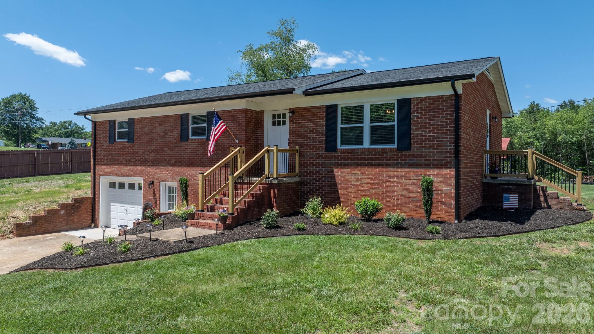 55 Hillsdale Lane — Taylorsville