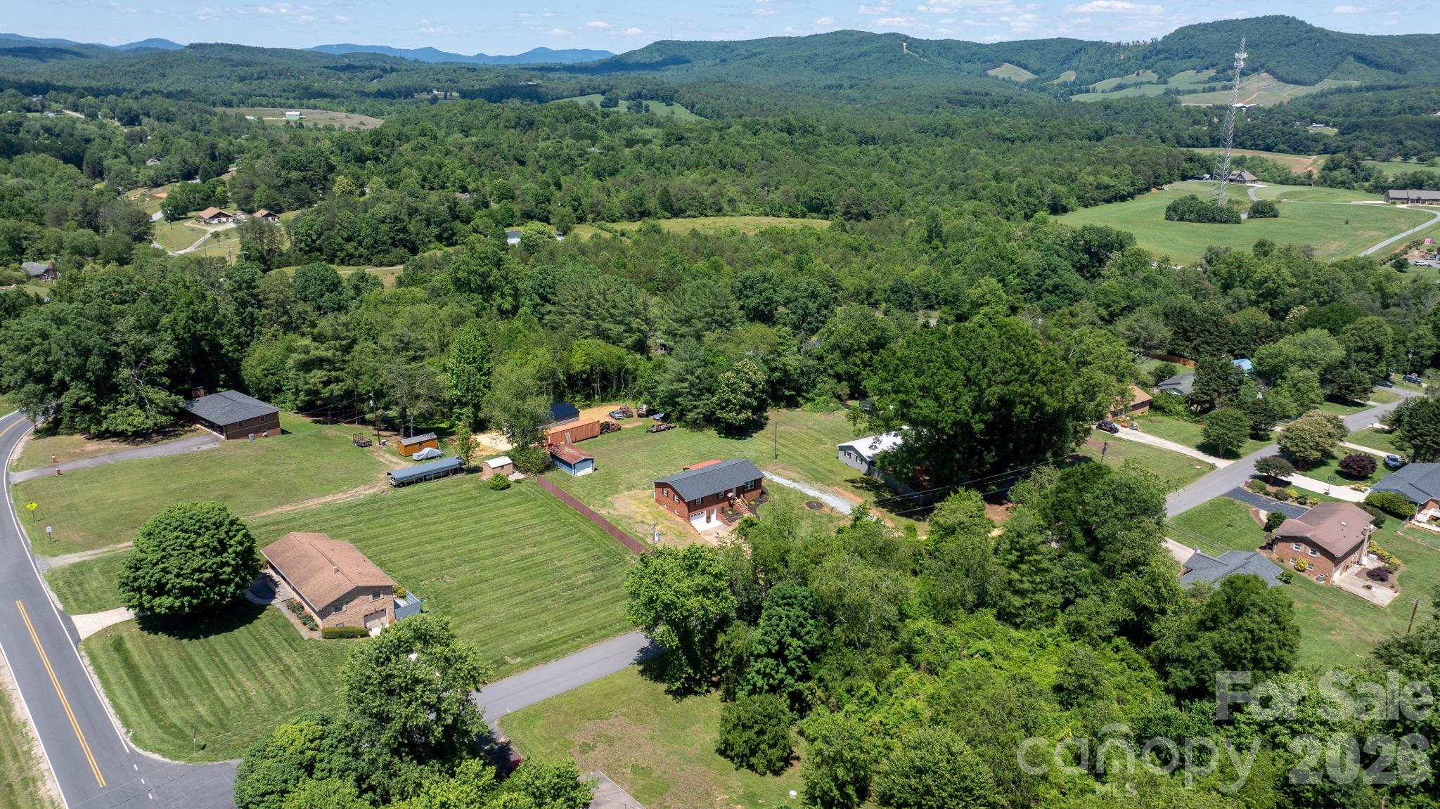 55 Hillsdale Lane — Taylorsville