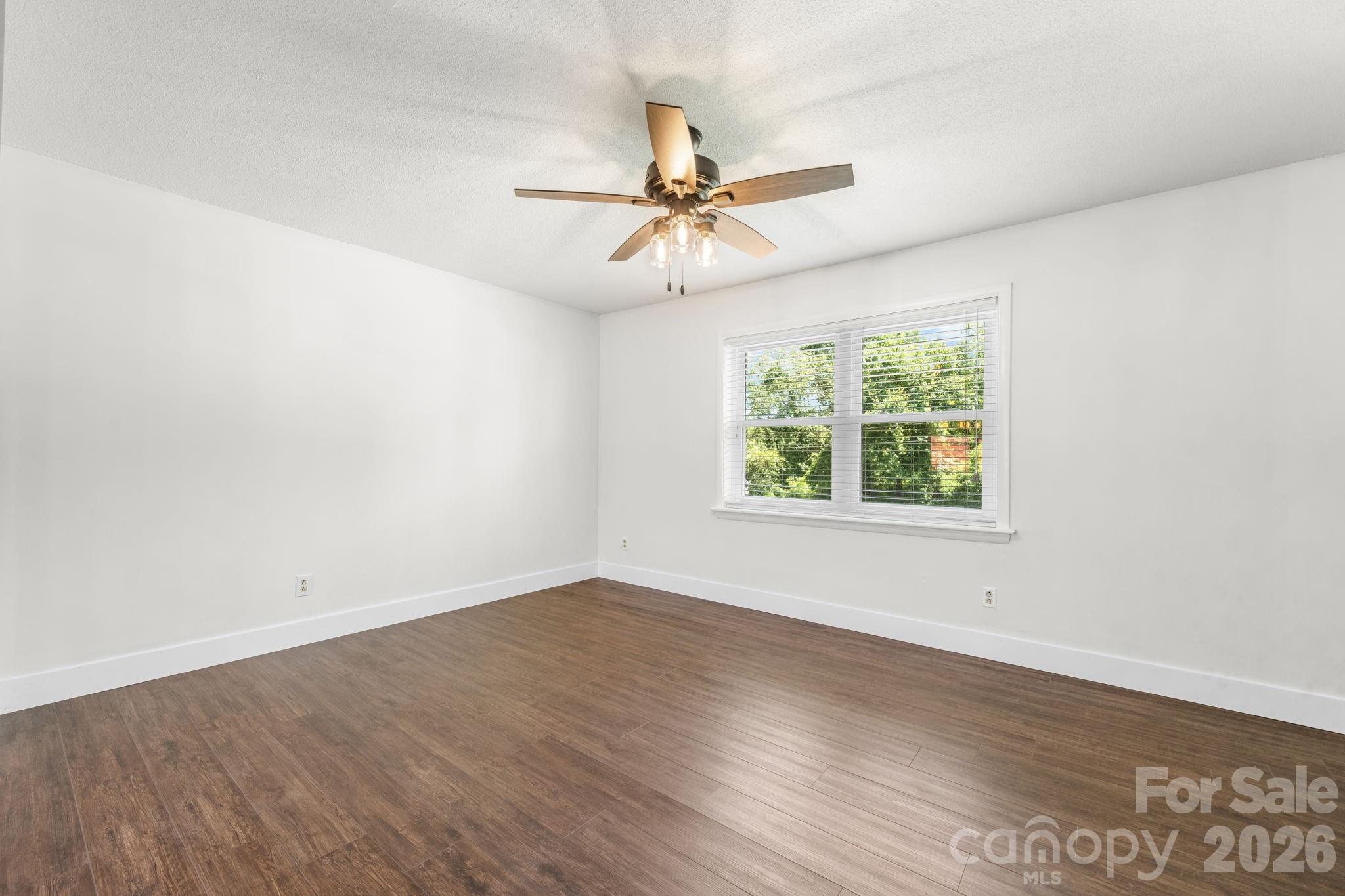 55 Hillsdale Lane — Taylorsville