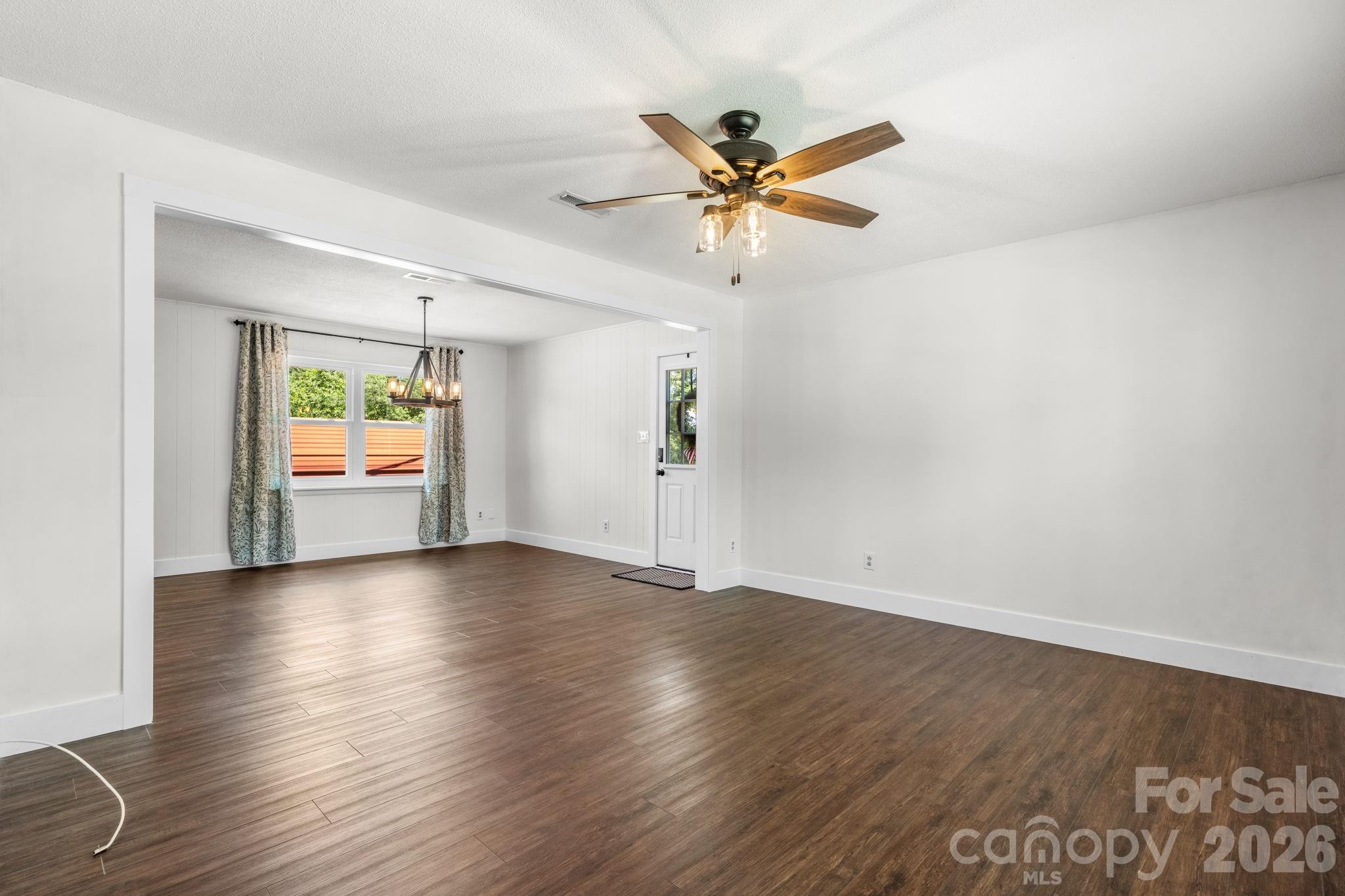 55 Hillsdale Lane — Taylorsville