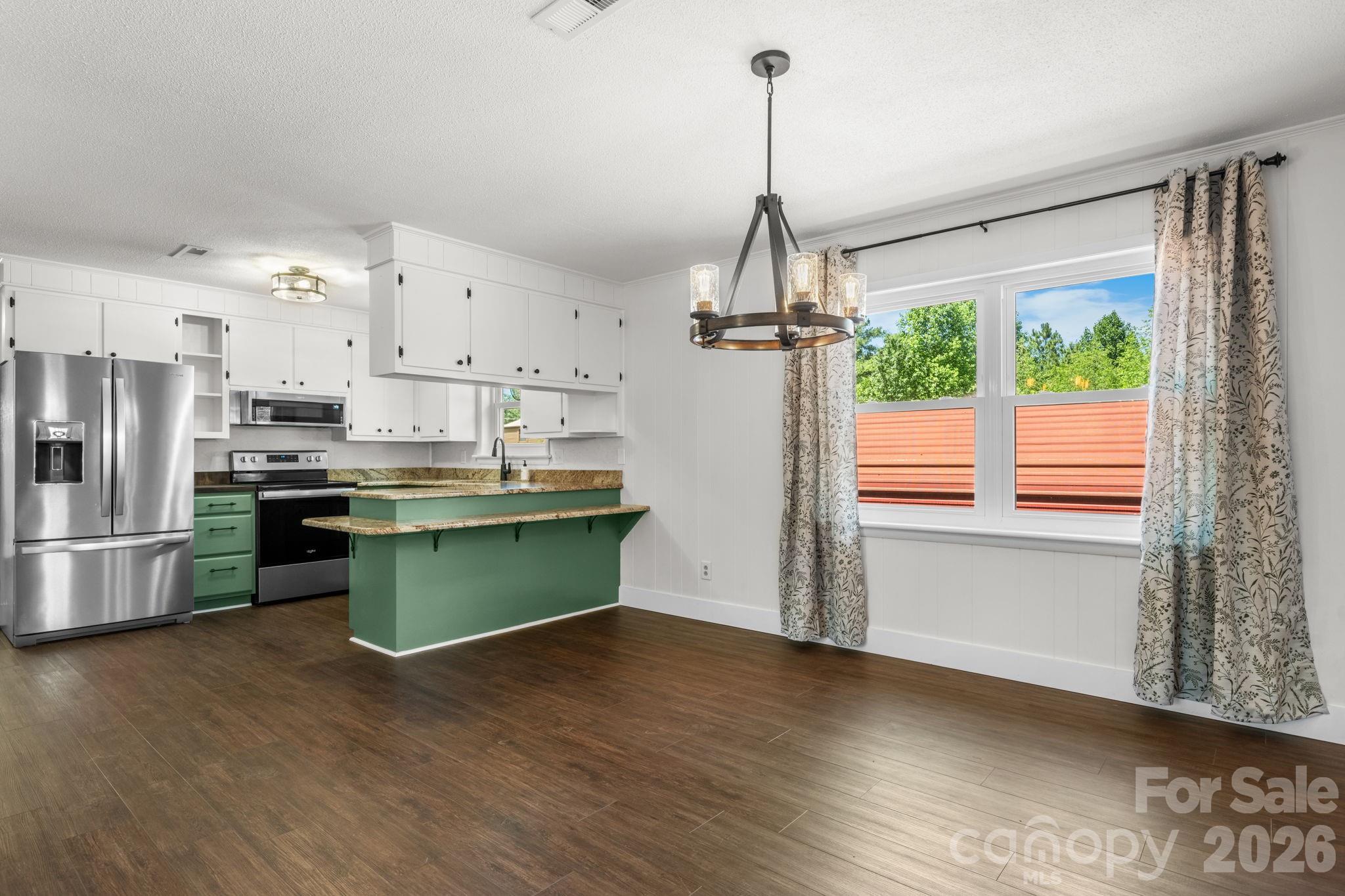 55 Hillsdale Lane — Taylorsville