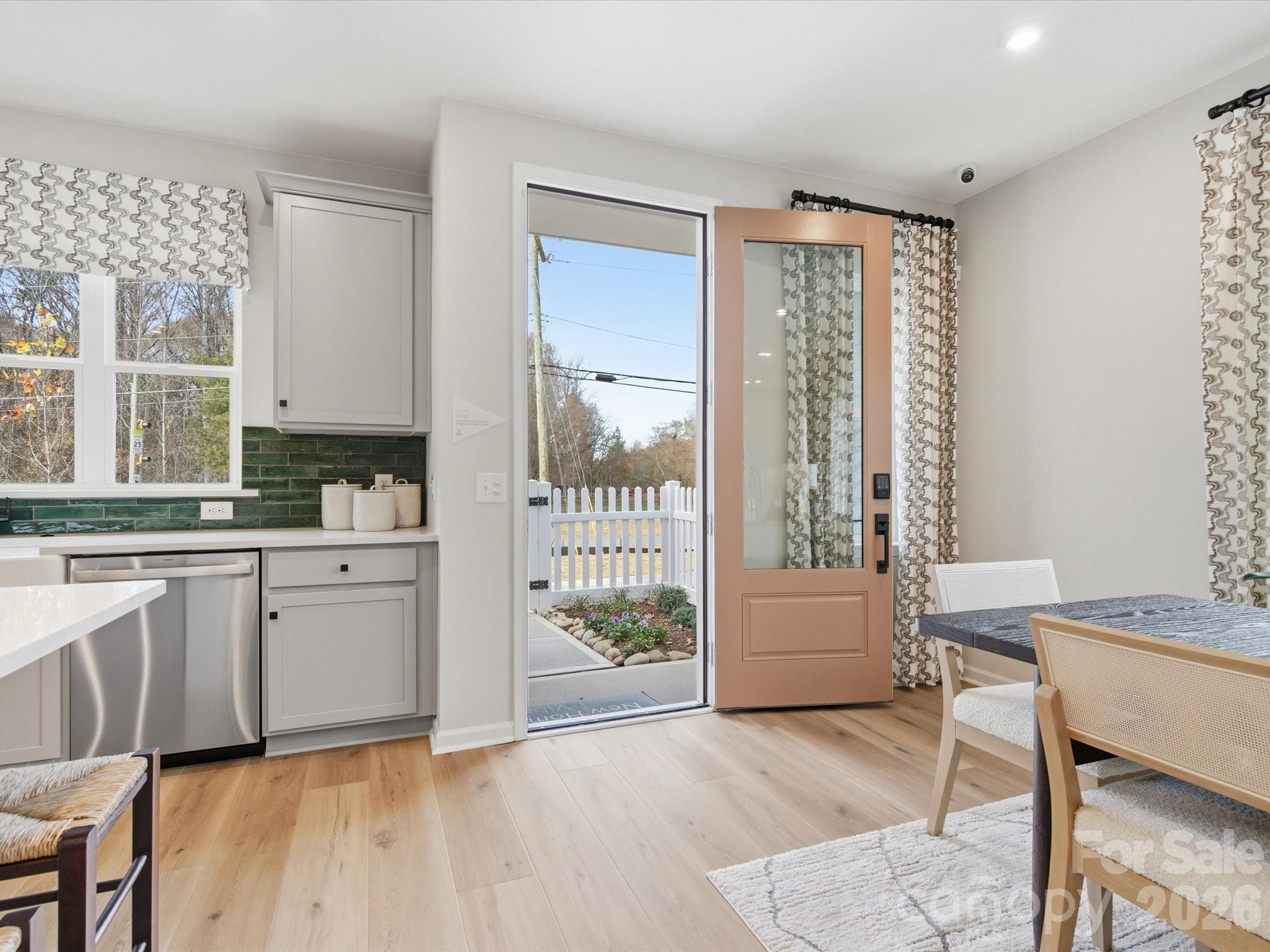 8312 Discovery Lane — Charlotte