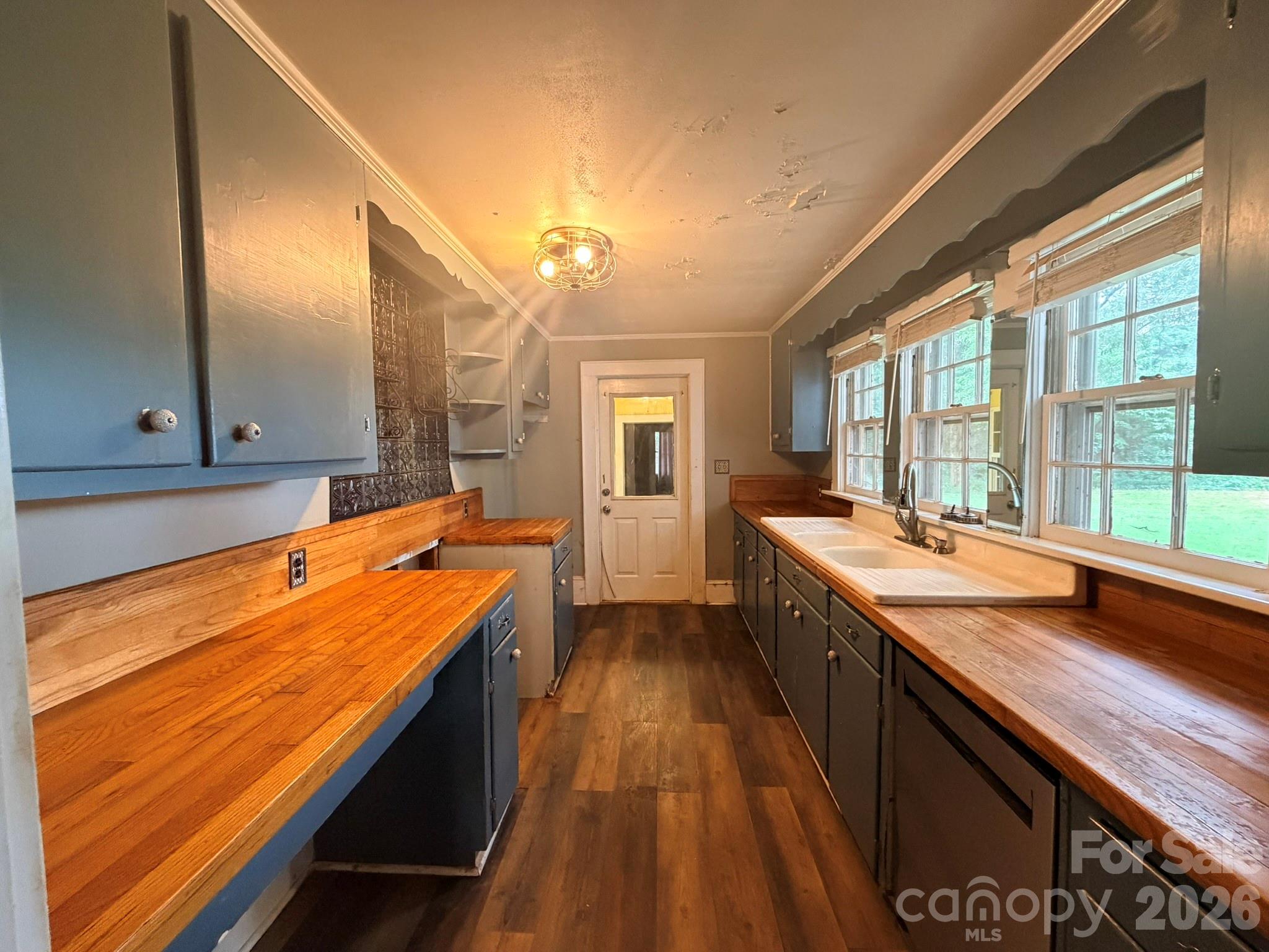 2940 Shue Road — Salisbury