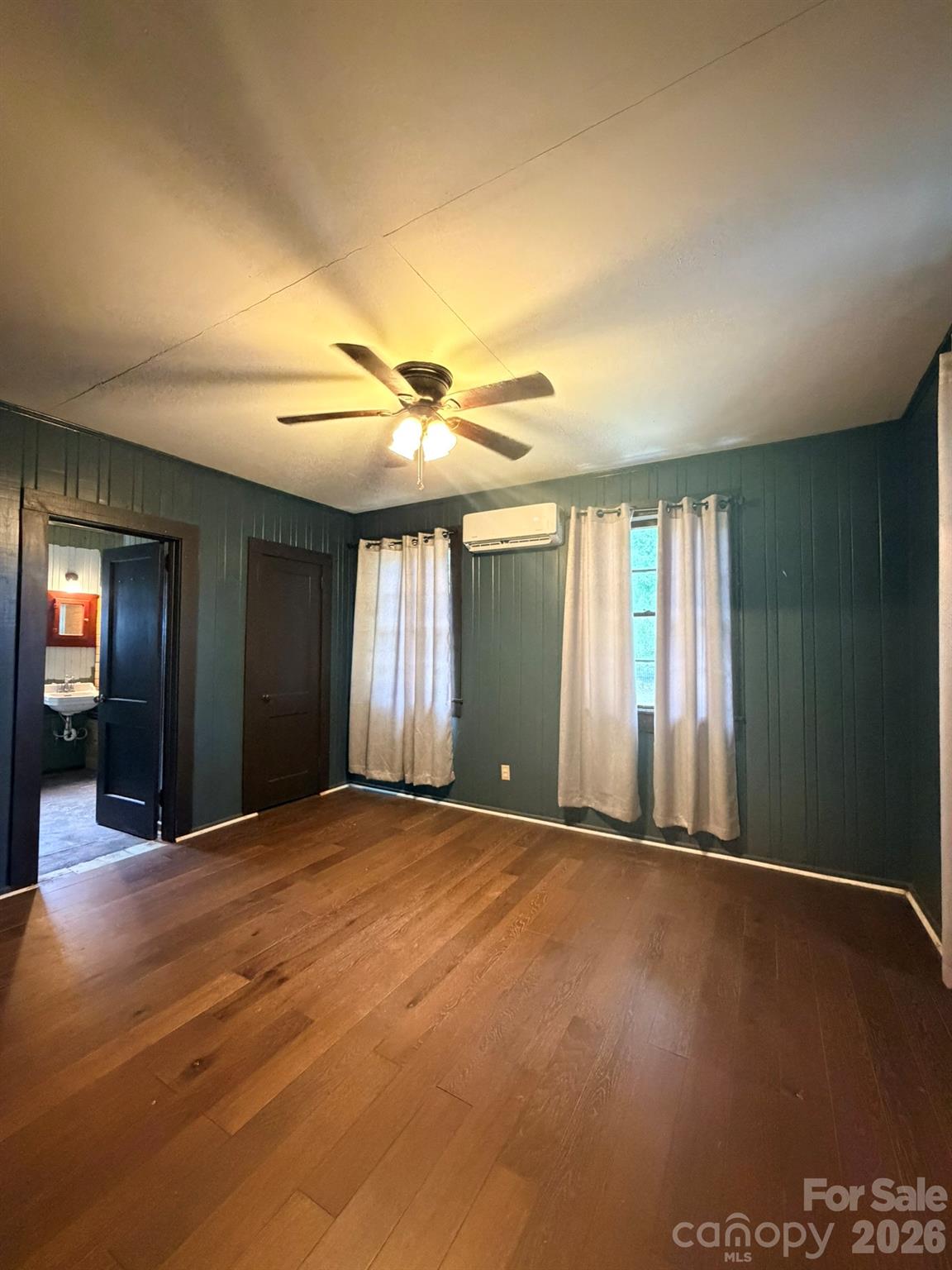 2940 Shue Road — Salisbury