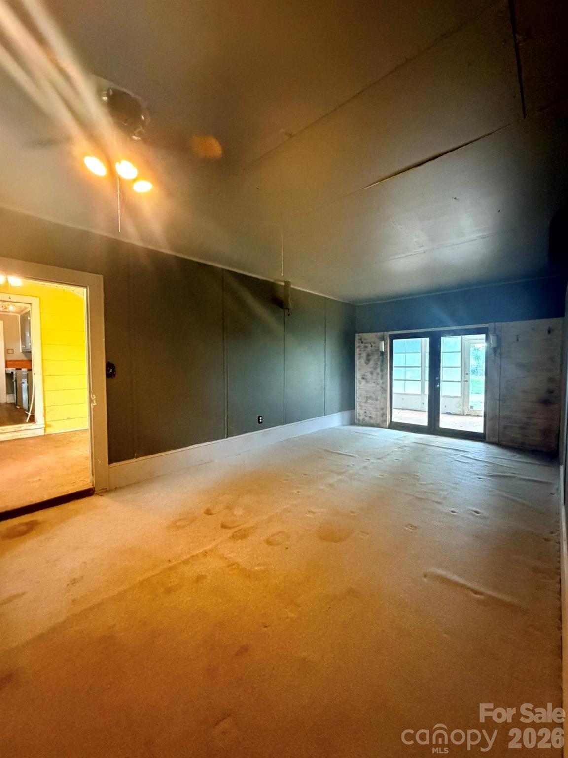 2940 Shue Road — Salisbury