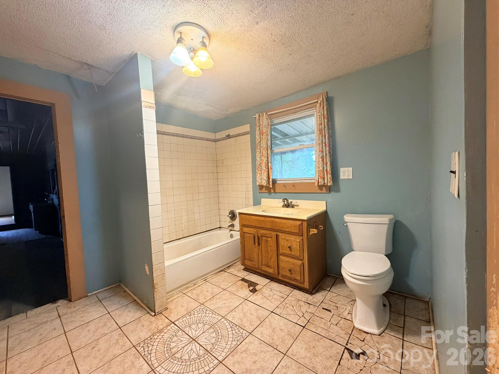 2940 Shue Road — Salisbury