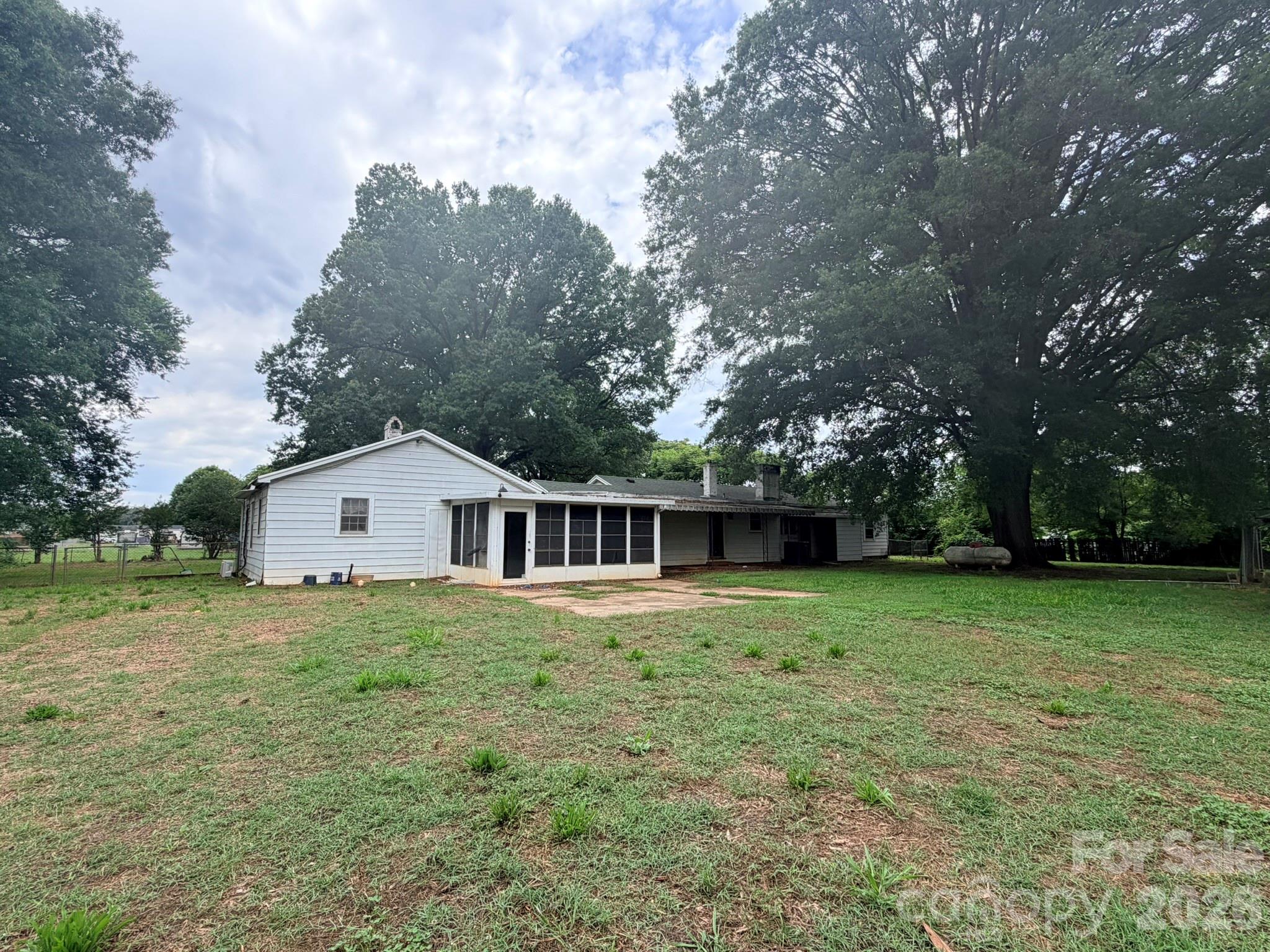 2940 Shue Road — Salisbury
