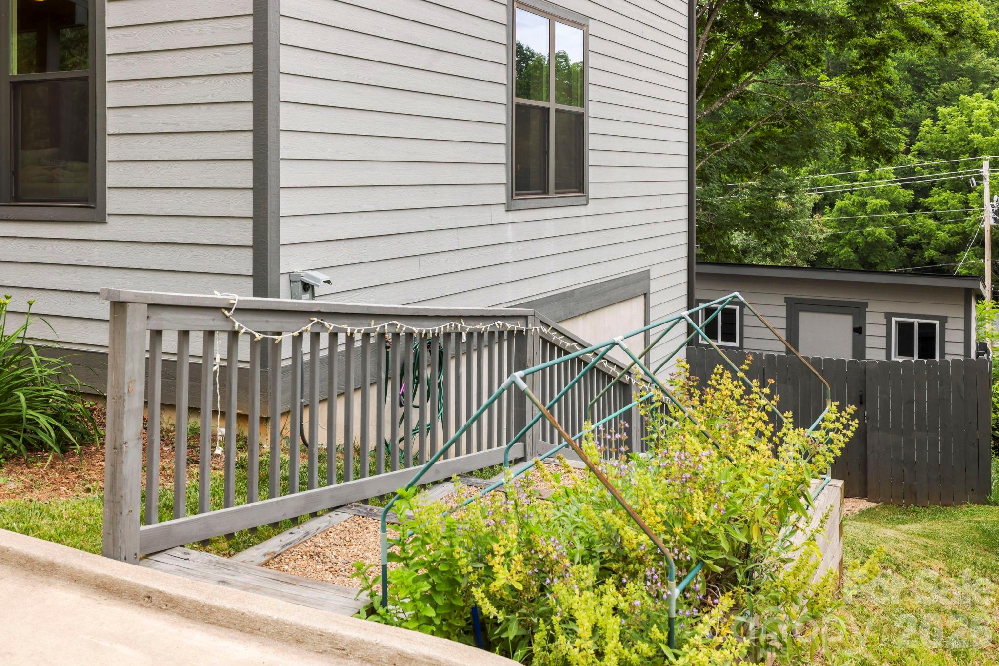 31 Lilac Street #2 — Asheville