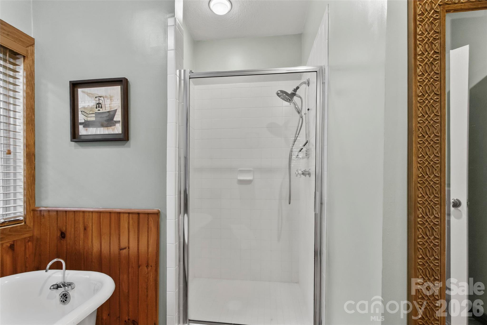 250 Creekside Way #C102 — Burnsville
