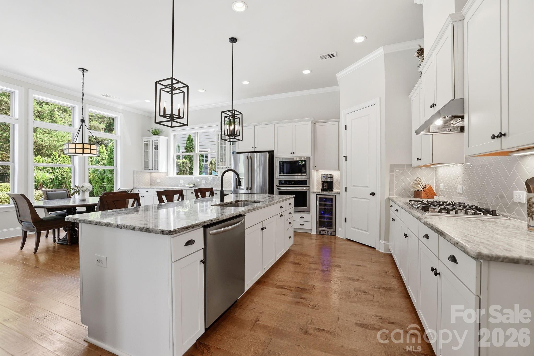 7803 Waverly Walk Avenue — Charlotte