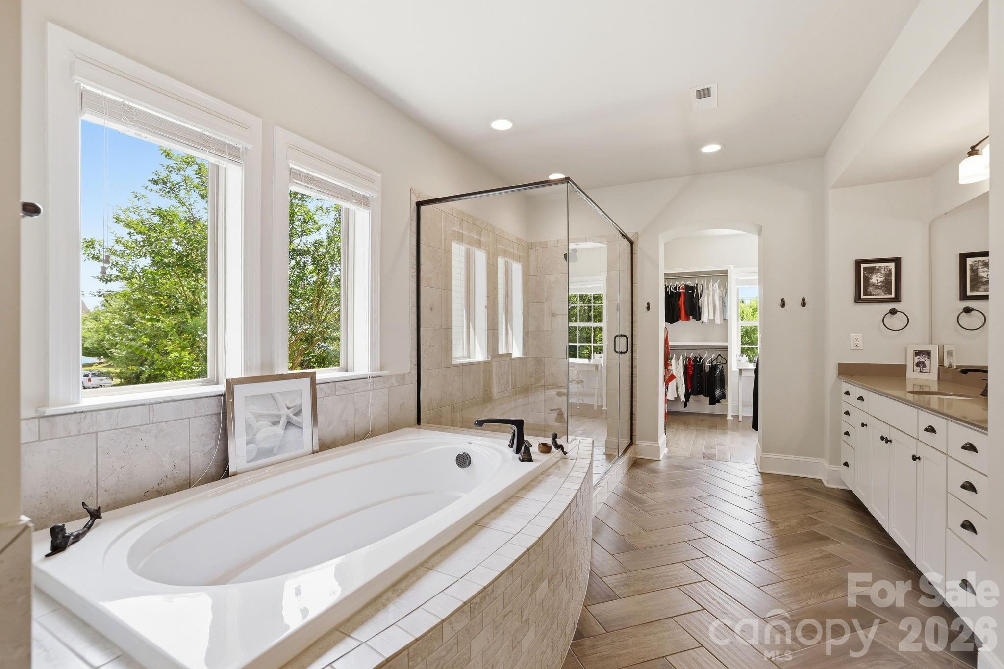 7803 Waverly Walk Avenue — Charlotte