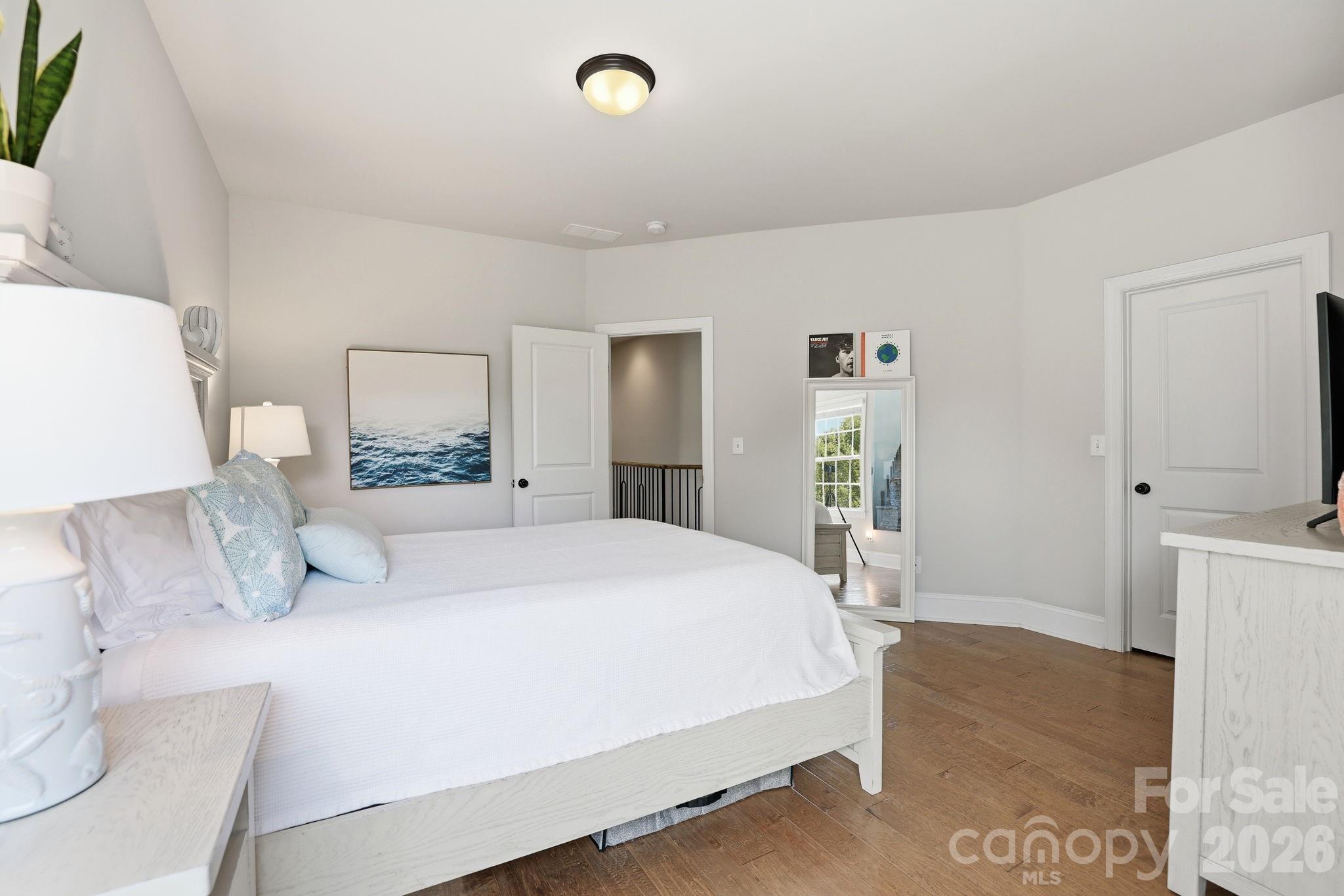 7803 Waverly Walk Avenue — Charlotte