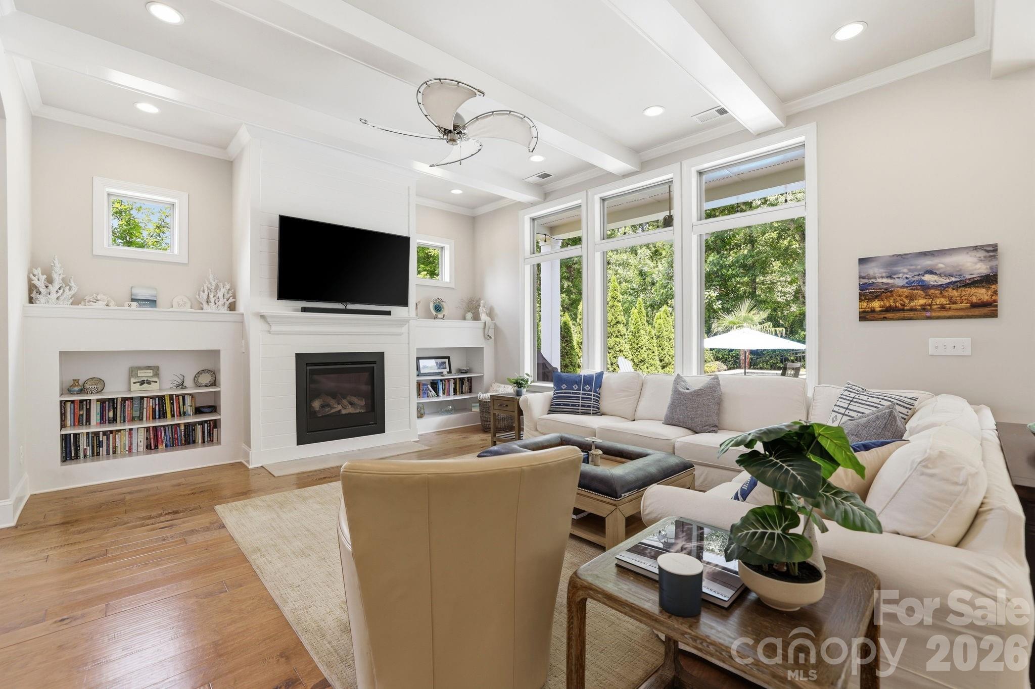 7803 Waverly Walk Avenue — Charlotte