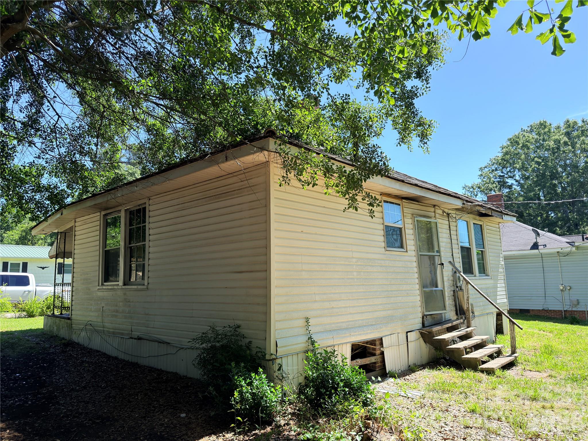 18 Dogwood Street — Wadesboro