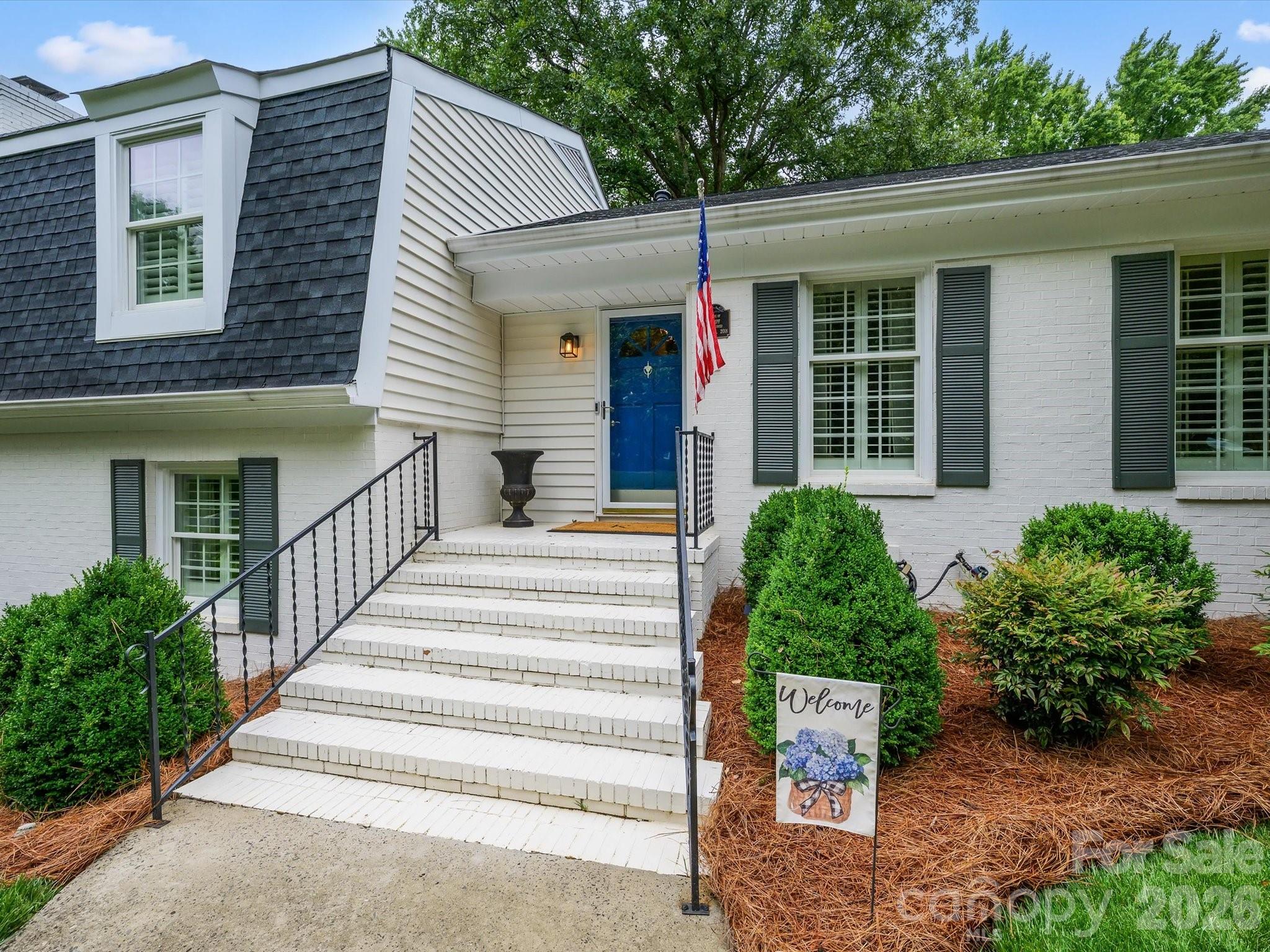 7531 Whistlestop Road — Charlotte