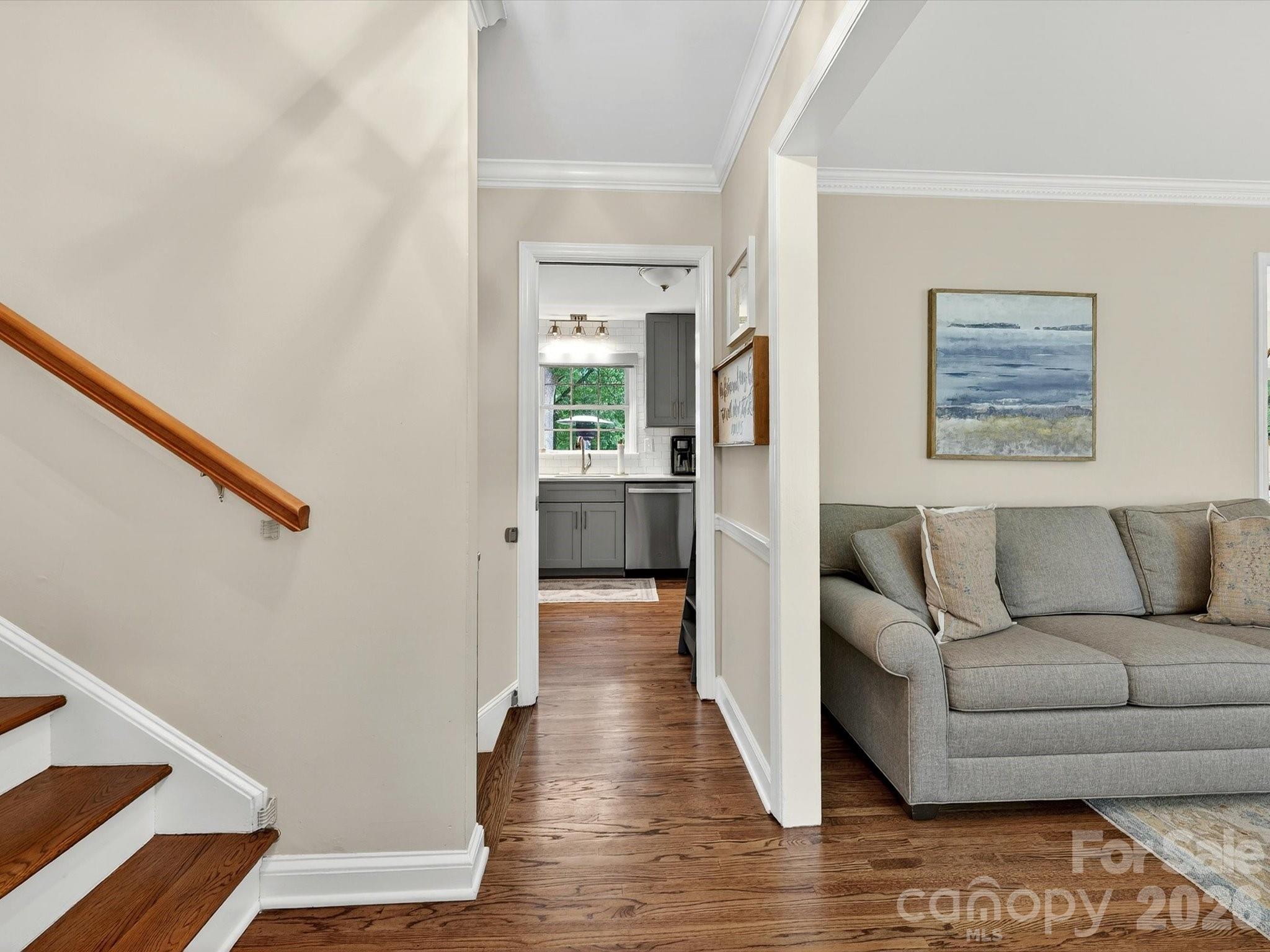 7531 Whistlestop Road — Charlotte