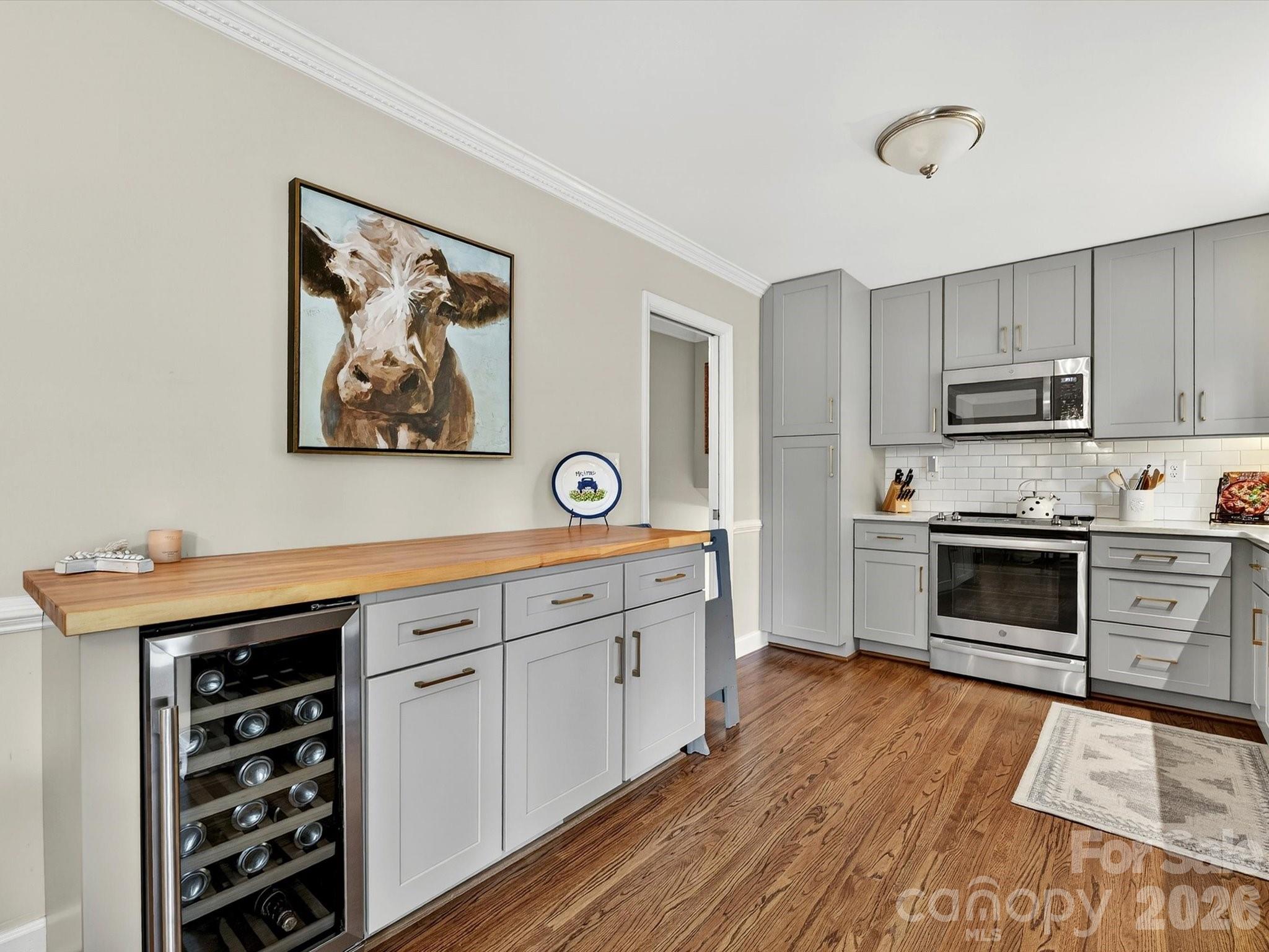 7531 Whistlestop Road — Charlotte