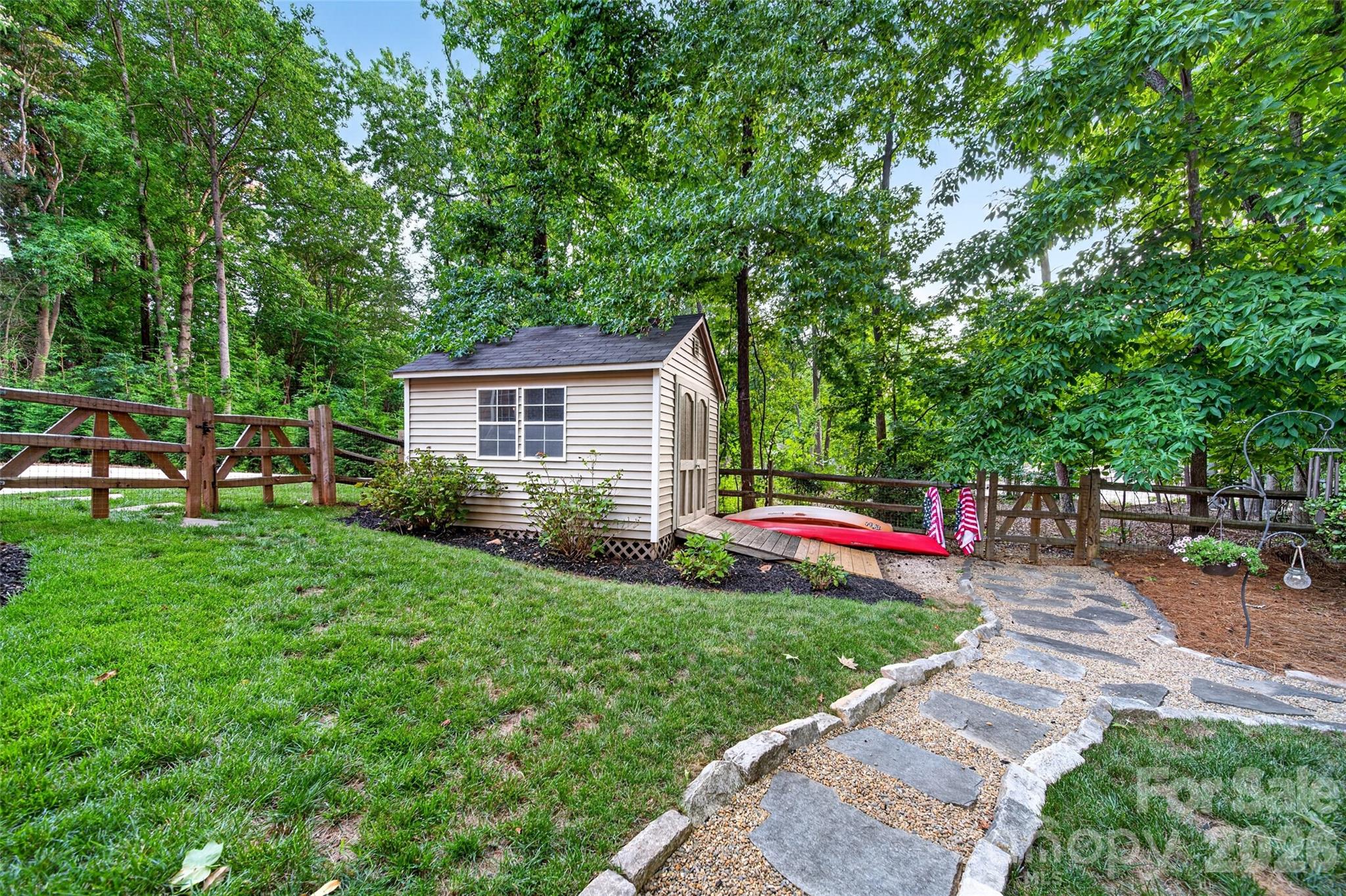 134 Waterford Drive — Mooresville