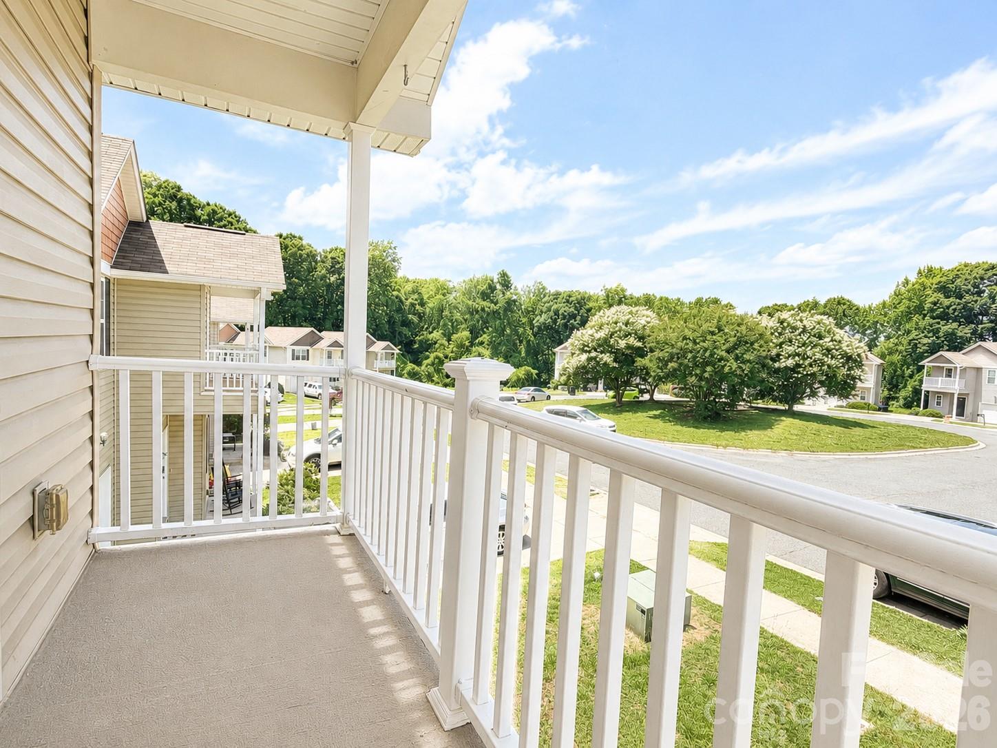 115 High Bluff Circle — Mooresville