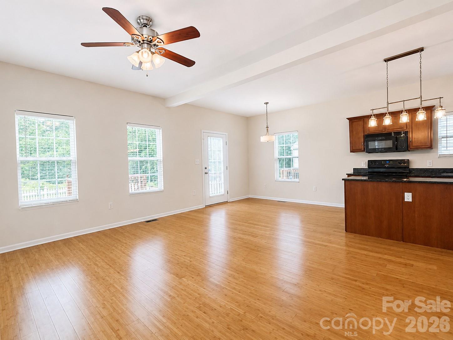 115 High Bluff Circle — Mooresville
