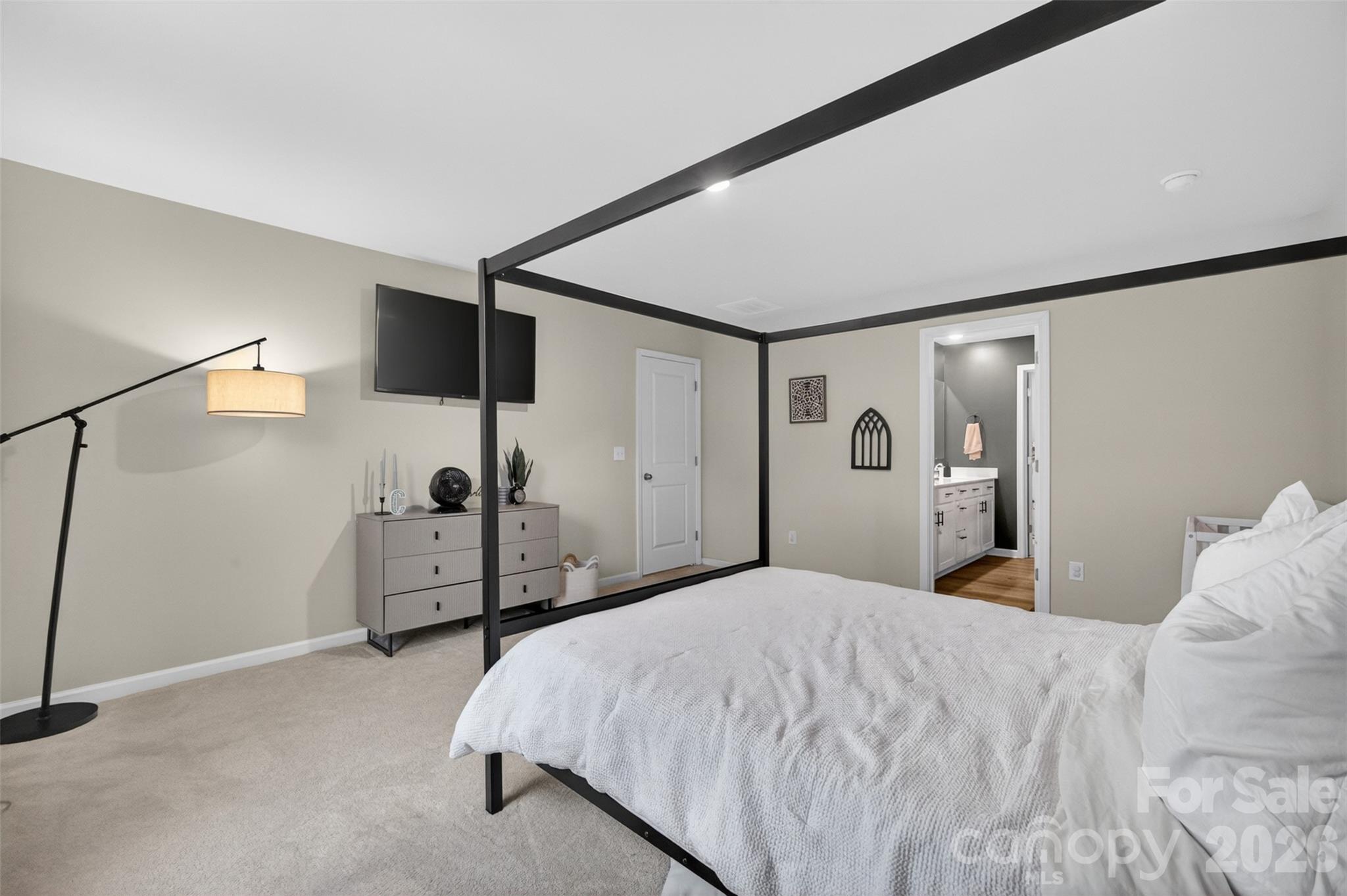 2172 Trollinger Drive — Catawba