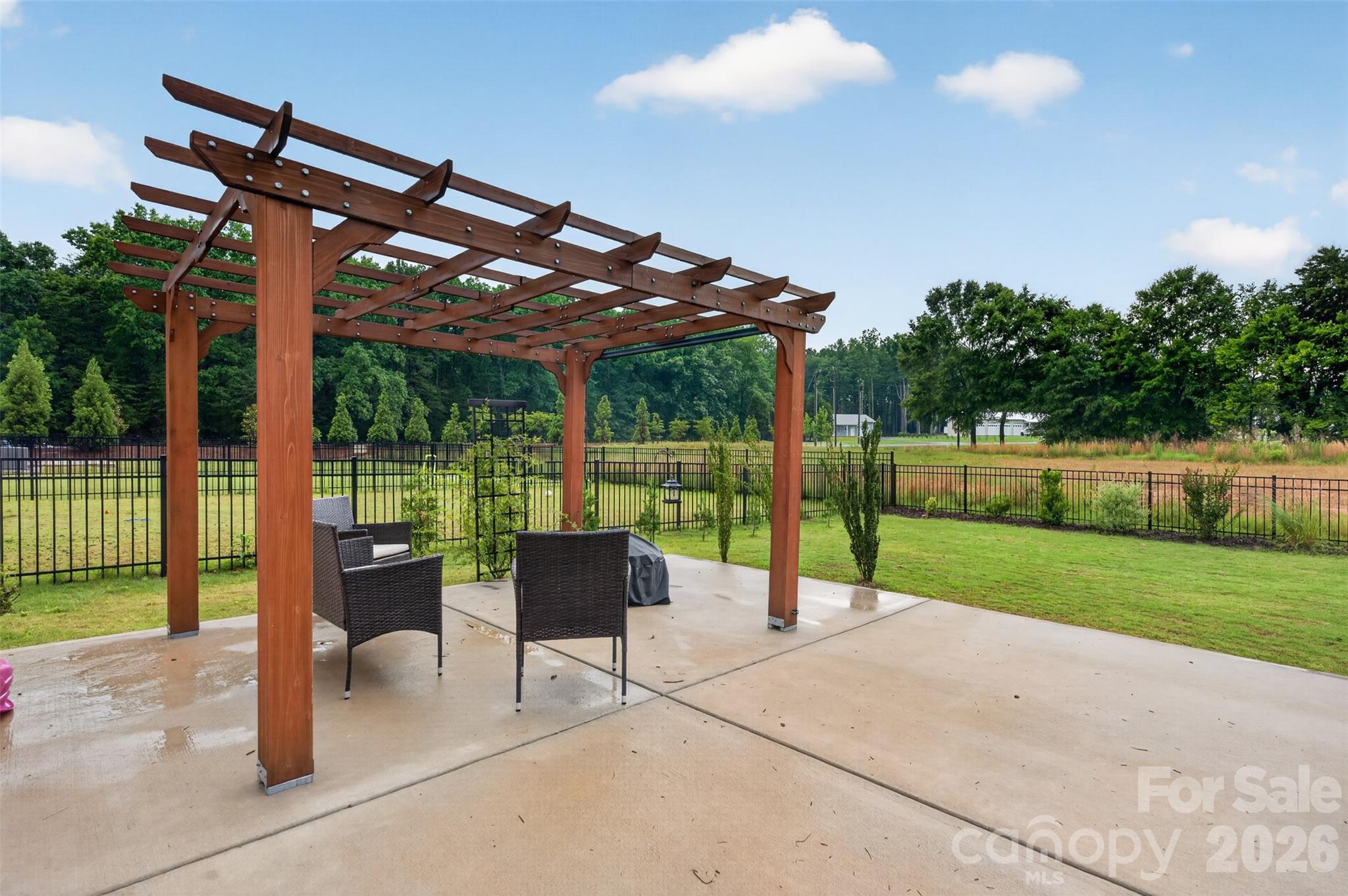 2172 Trollinger Drive — Catawba