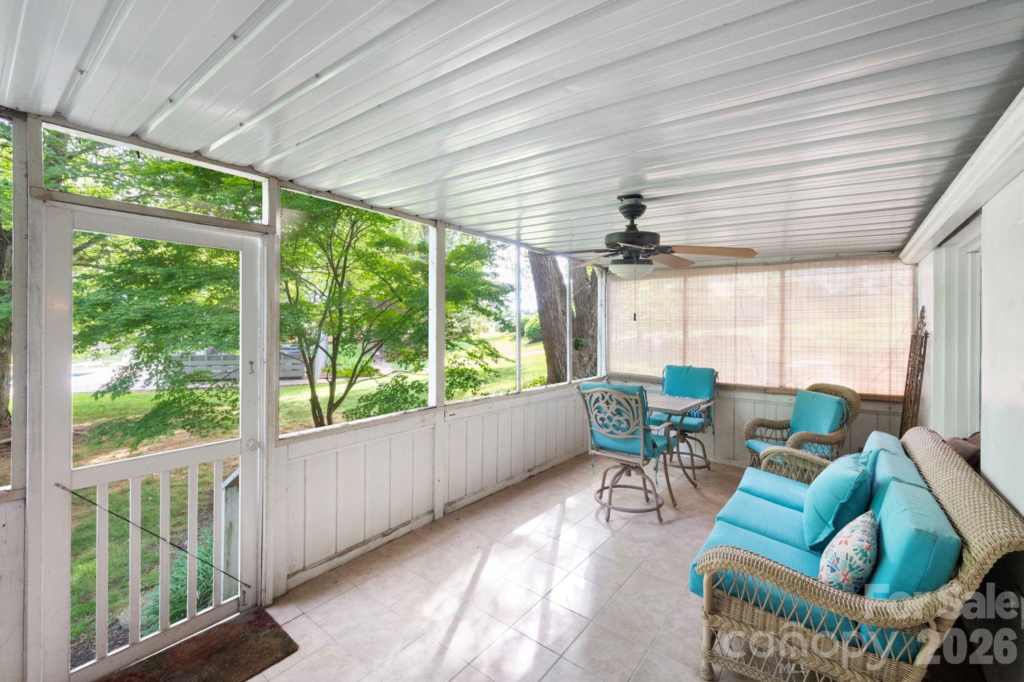 54 Hollybrook Drive — Asheville