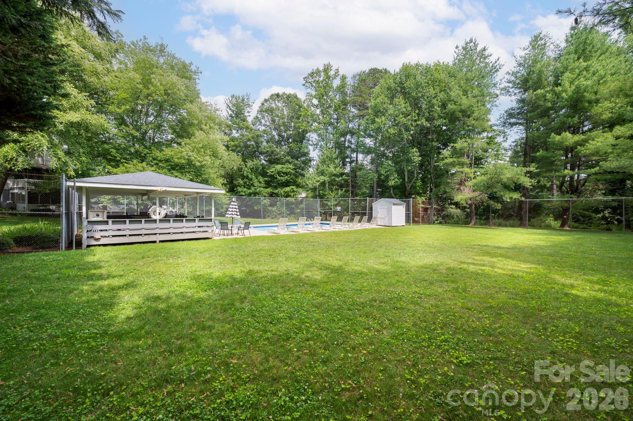 54 Hollybrook Drive — Asheville